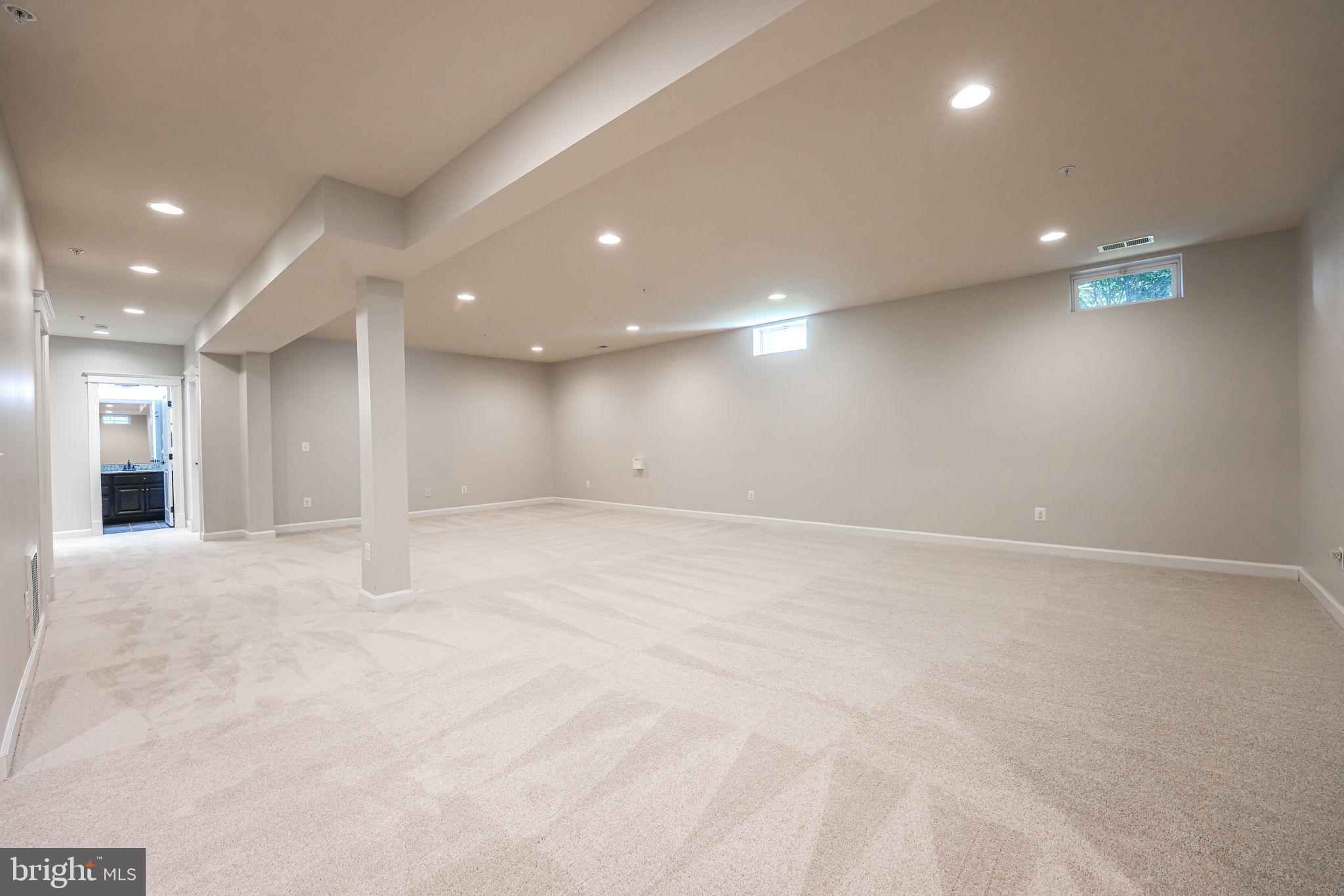 POTOMAC SHORES - Residential