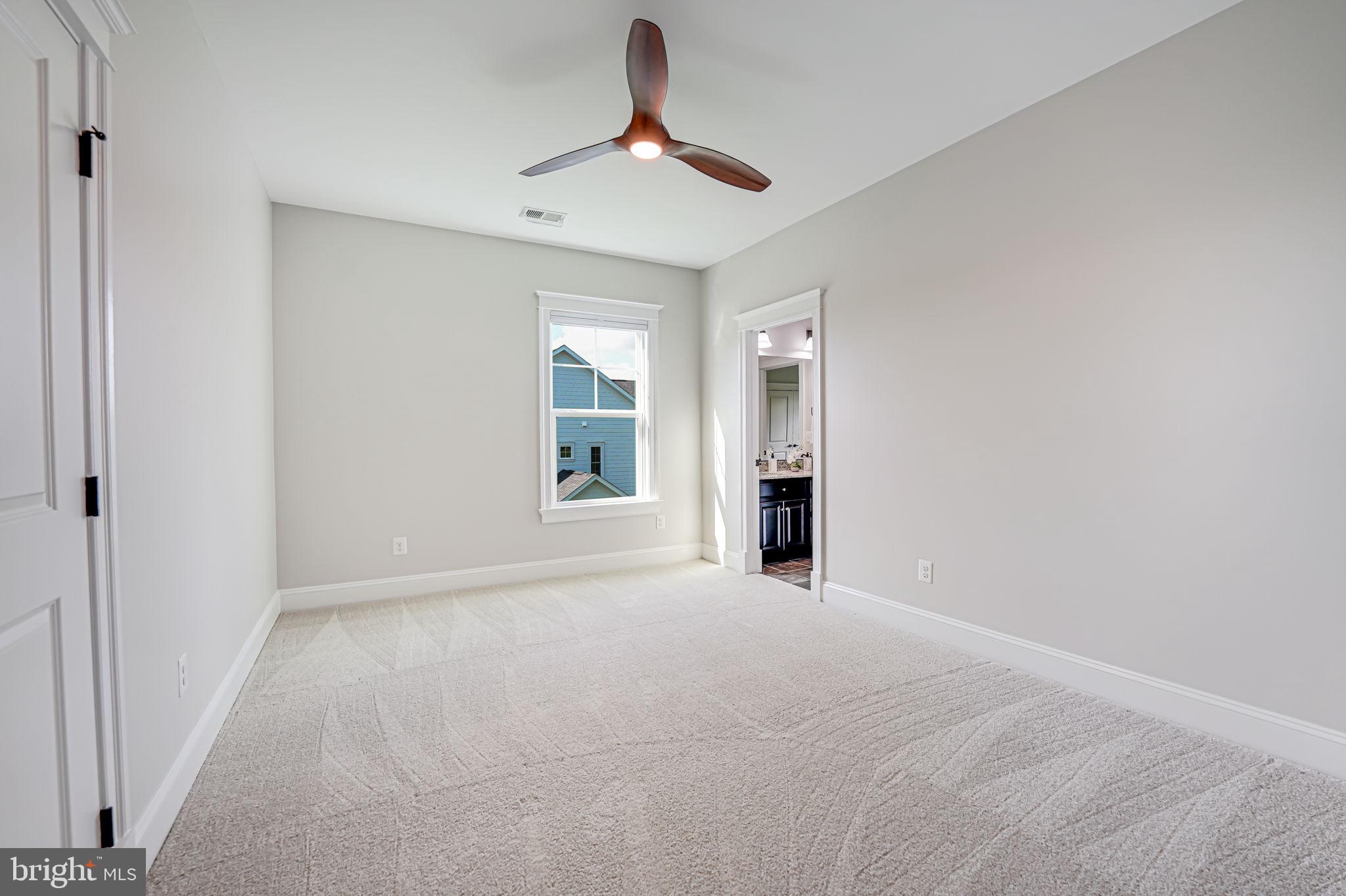 POTOMAC SHORES - Residential