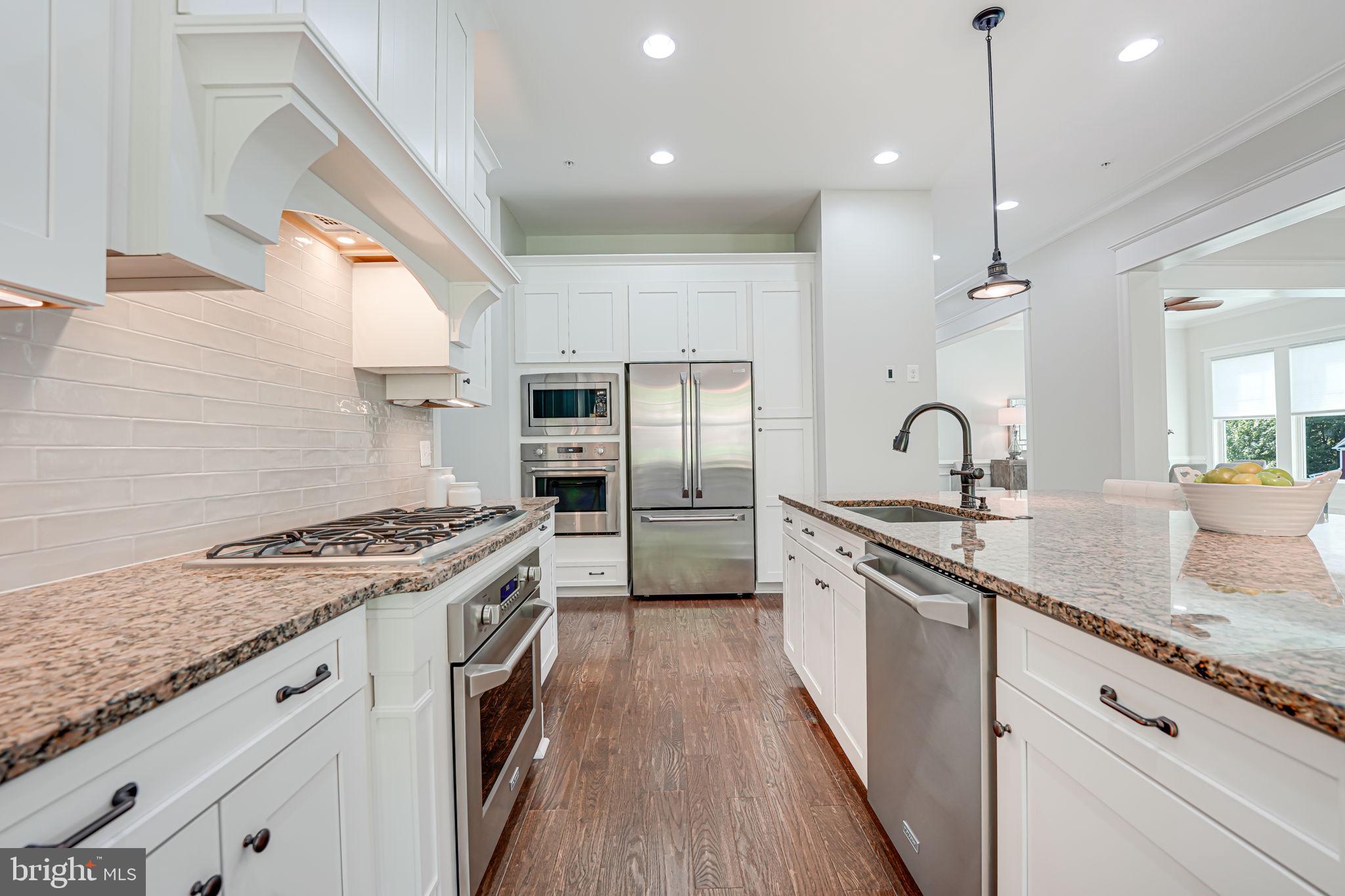 POTOMAC SHORES - Residential