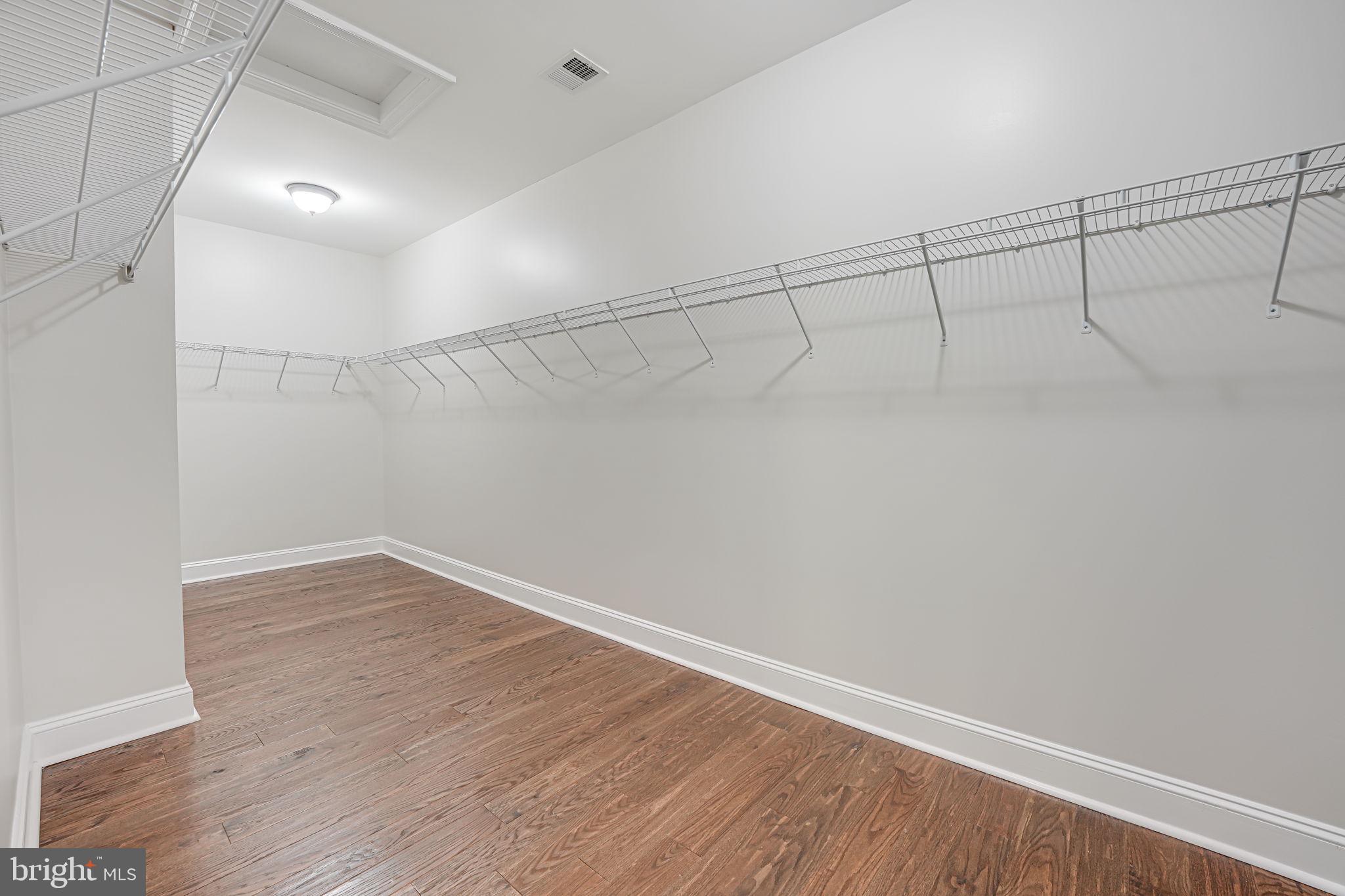 POTOMAC SHORES - Residential