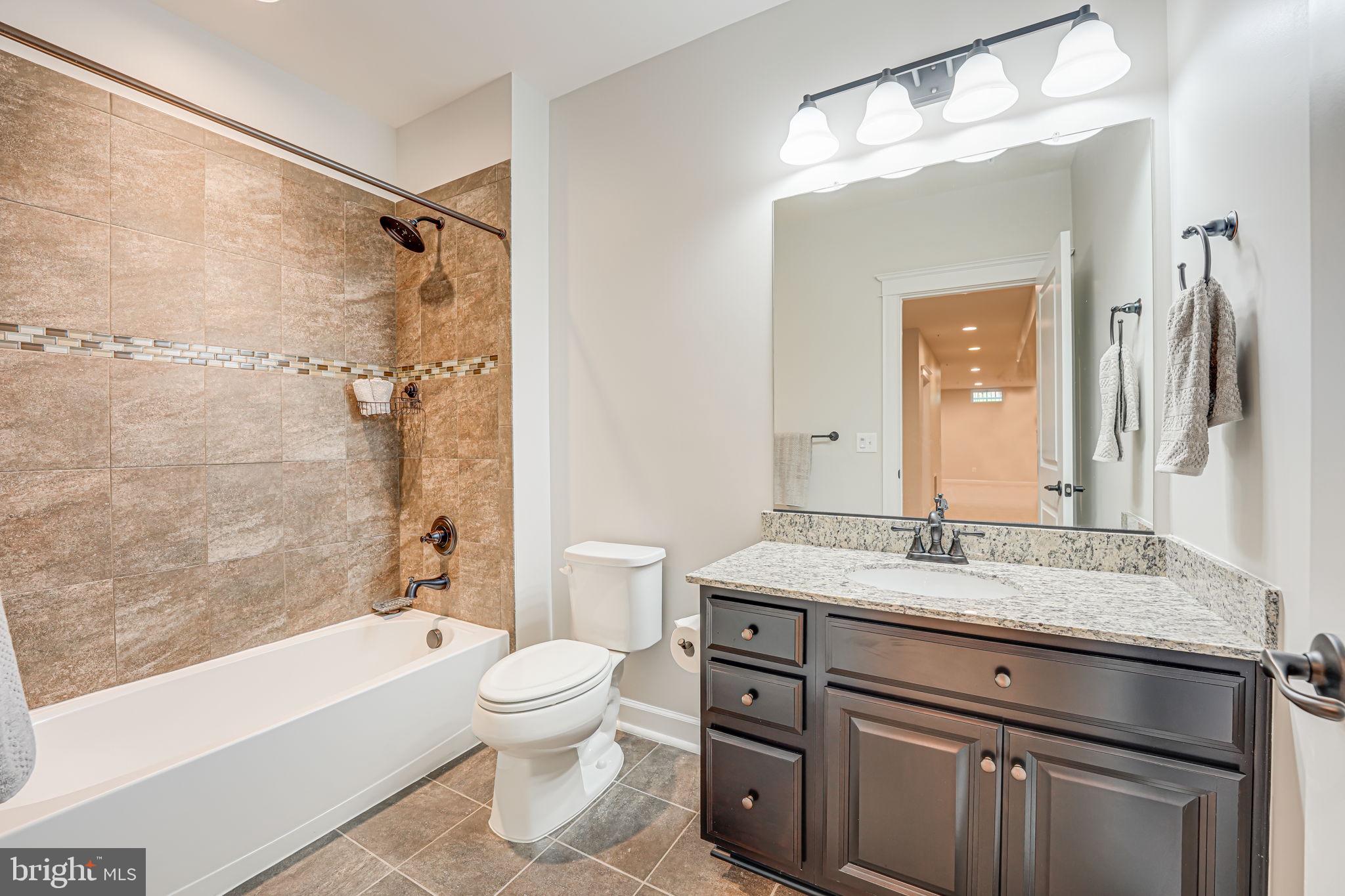 POTOMAC SHORES - Residential