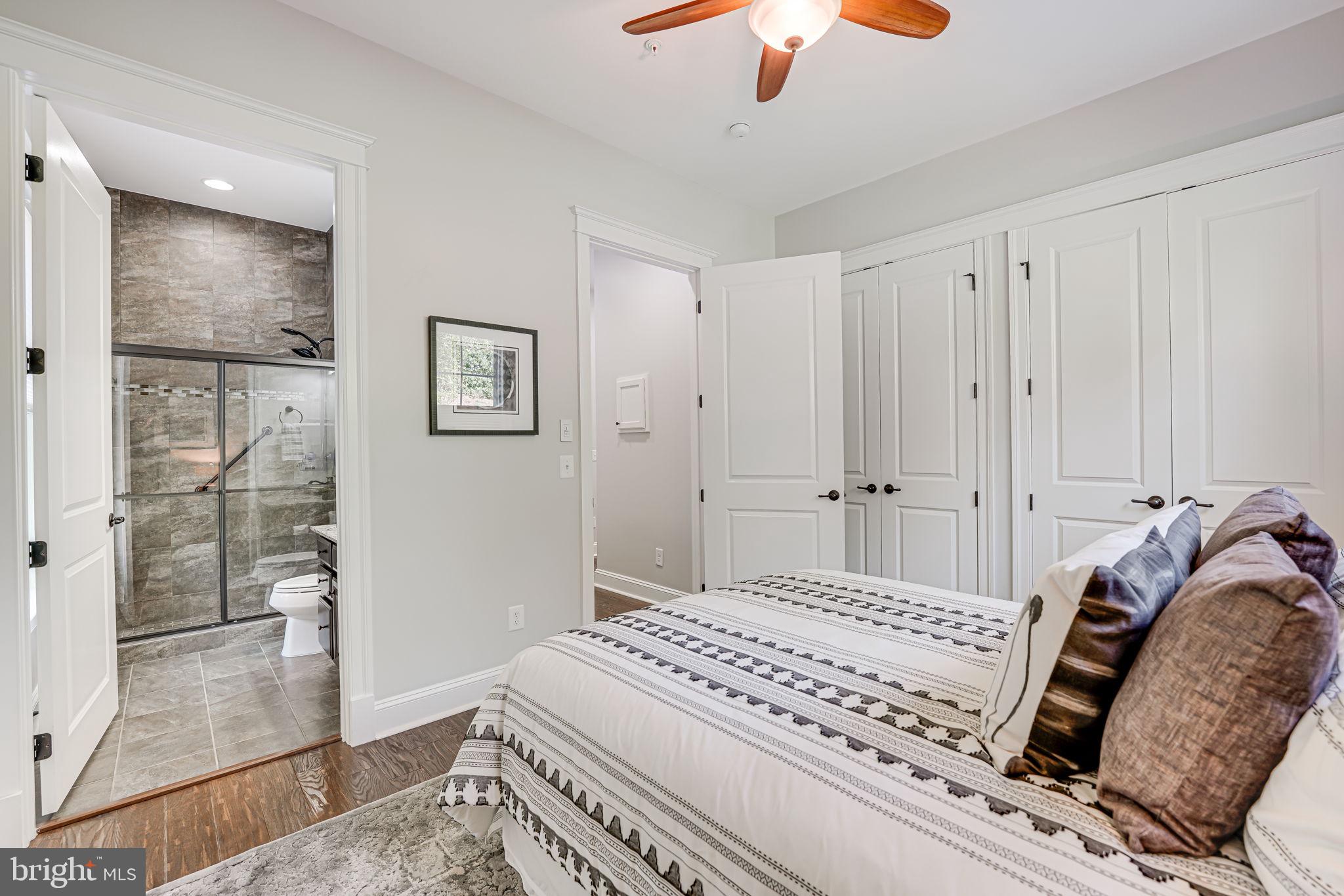 POTOMAC SHORES - Residential