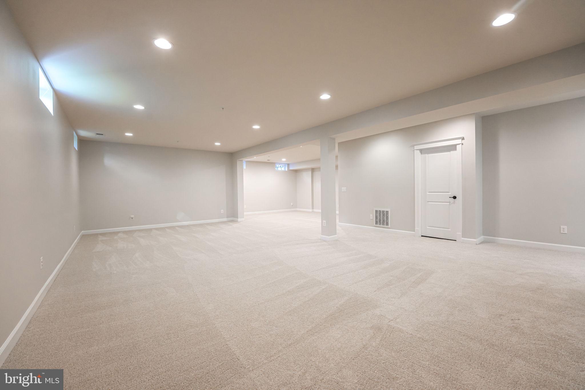 POTOMAC SHORES - Residential