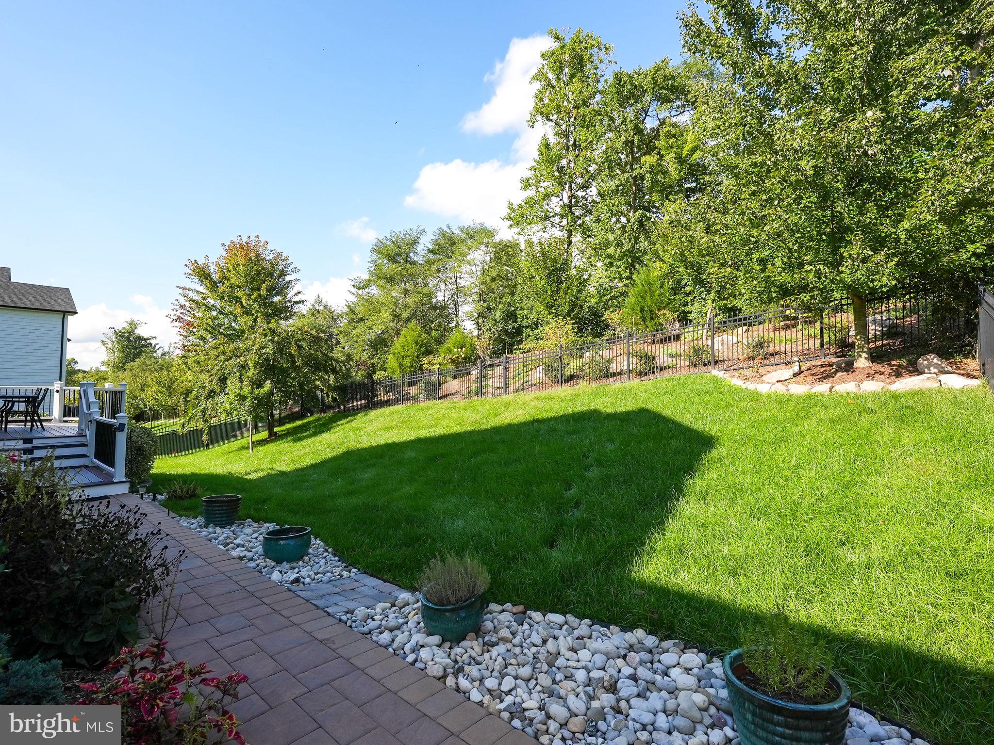 POTOMAC SHORES - Residential