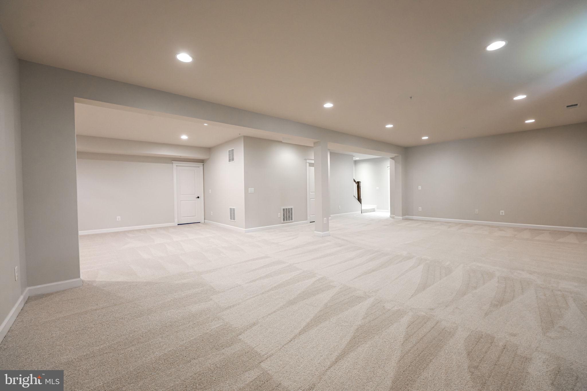 POTOMAC SHORES - Residential