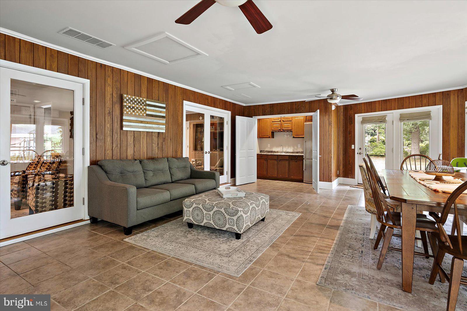 HUNTING PARK - Residential