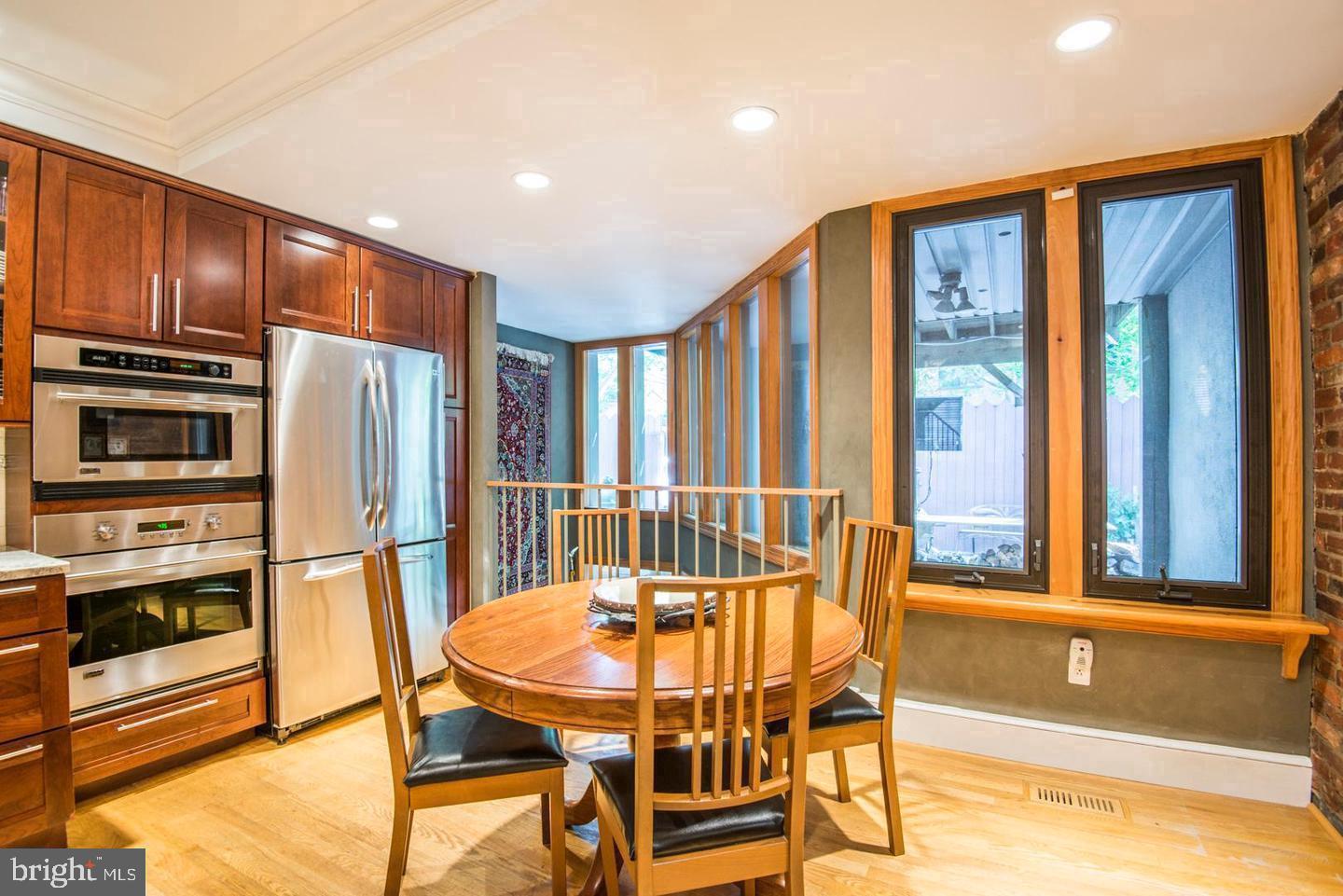 HAWTHORNE - Residential Lease