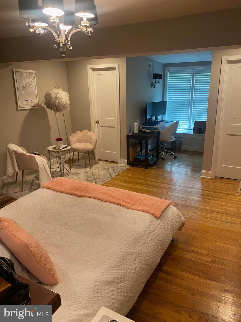 HAWTHORNE - Residential Lease