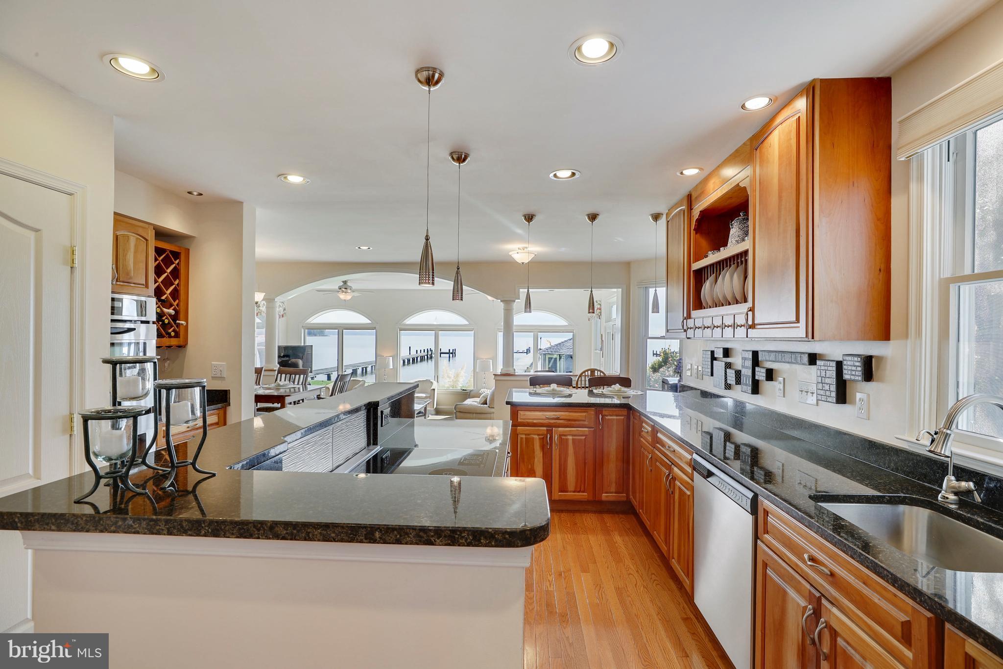 LONG POINT - Residential