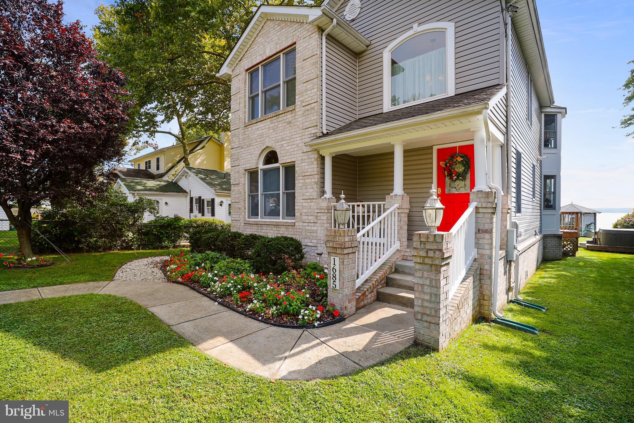 LONG POINT - Residential