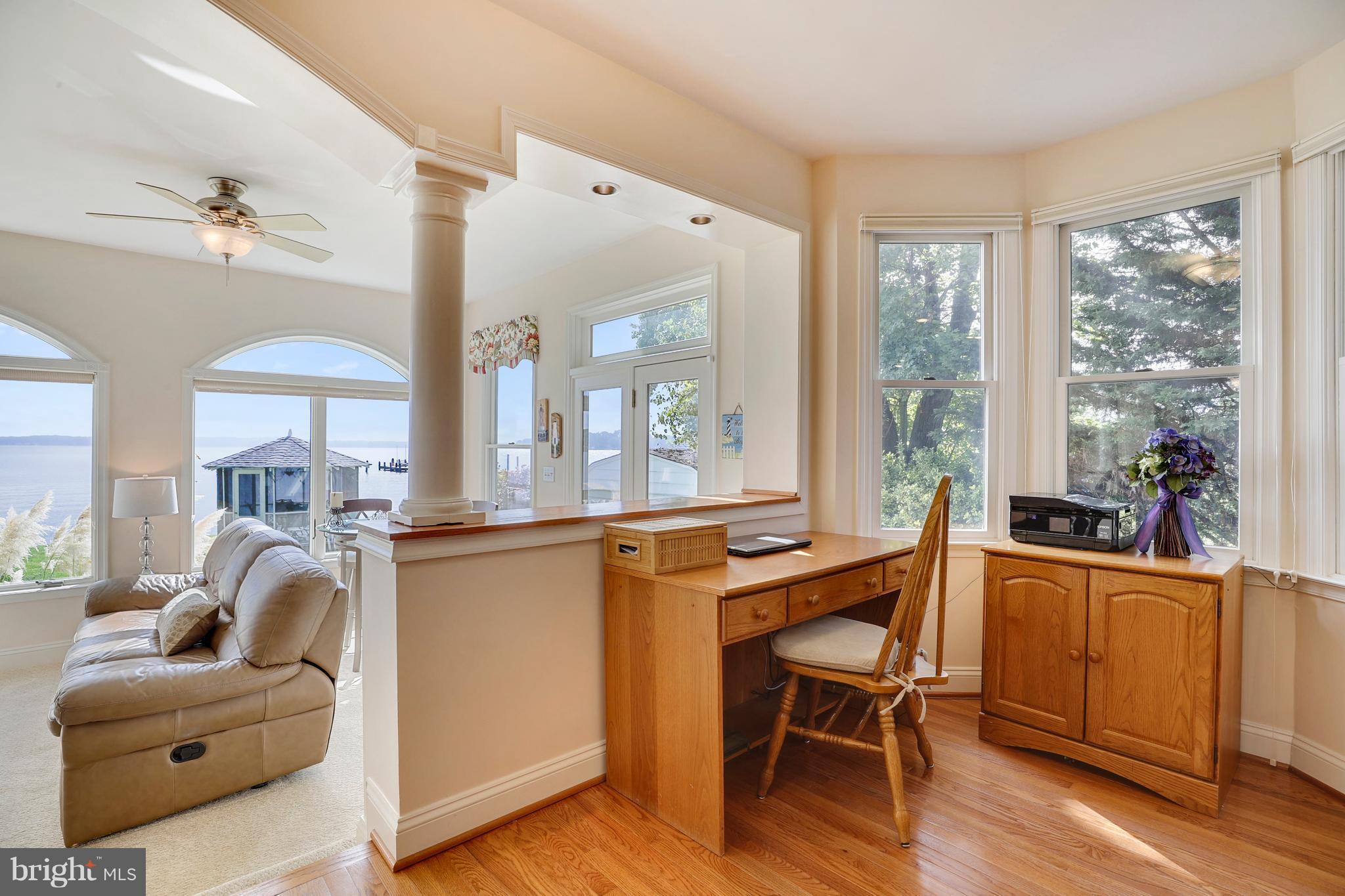 LONG POINT - Residential