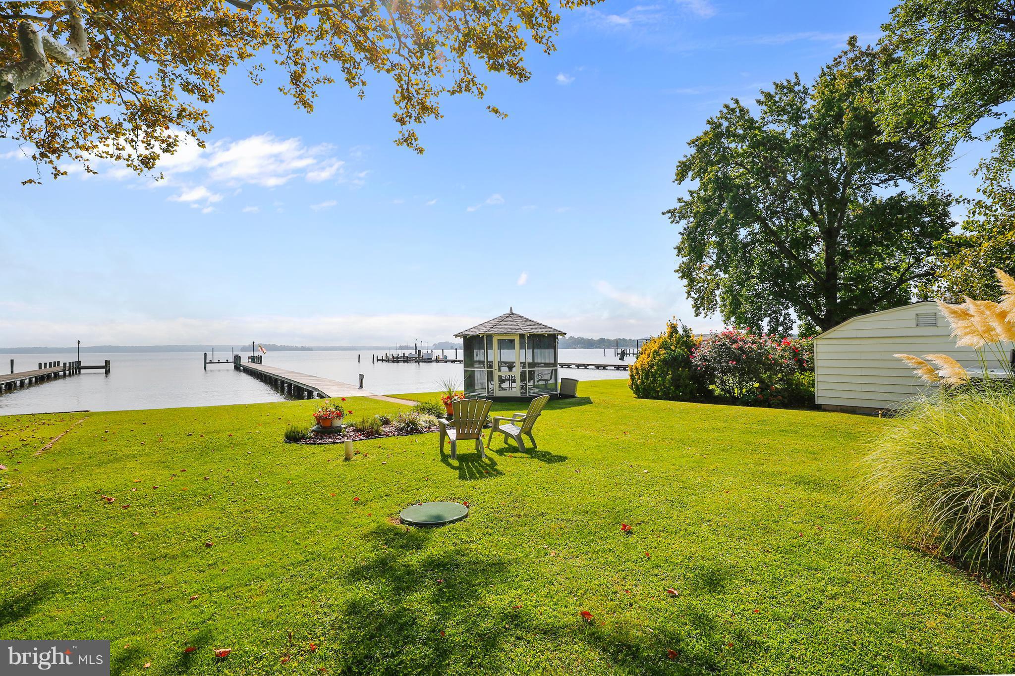 LONG POINT - Residential