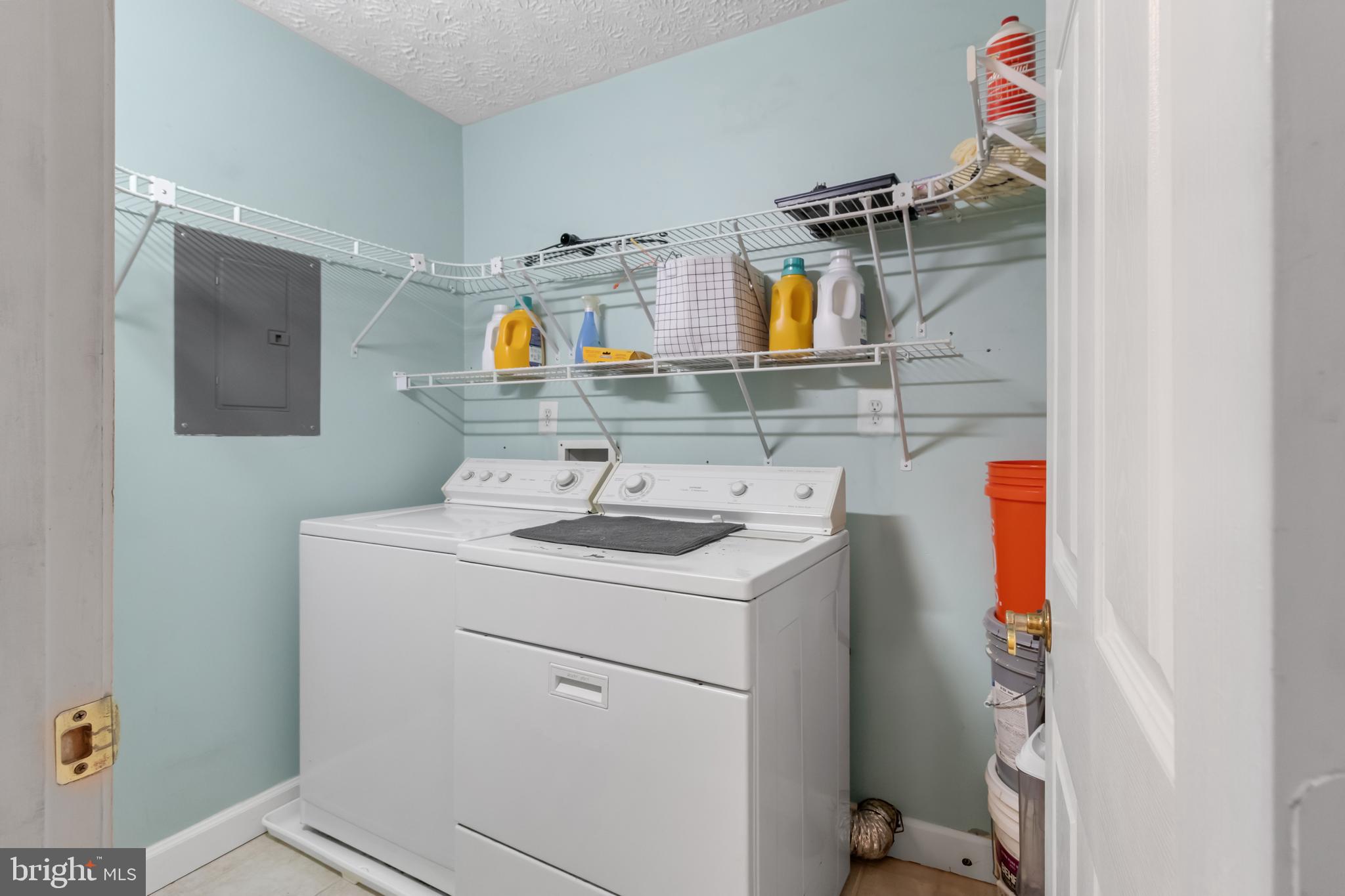 ADMIRAL REACH AT HARBOUR GATES - Residential