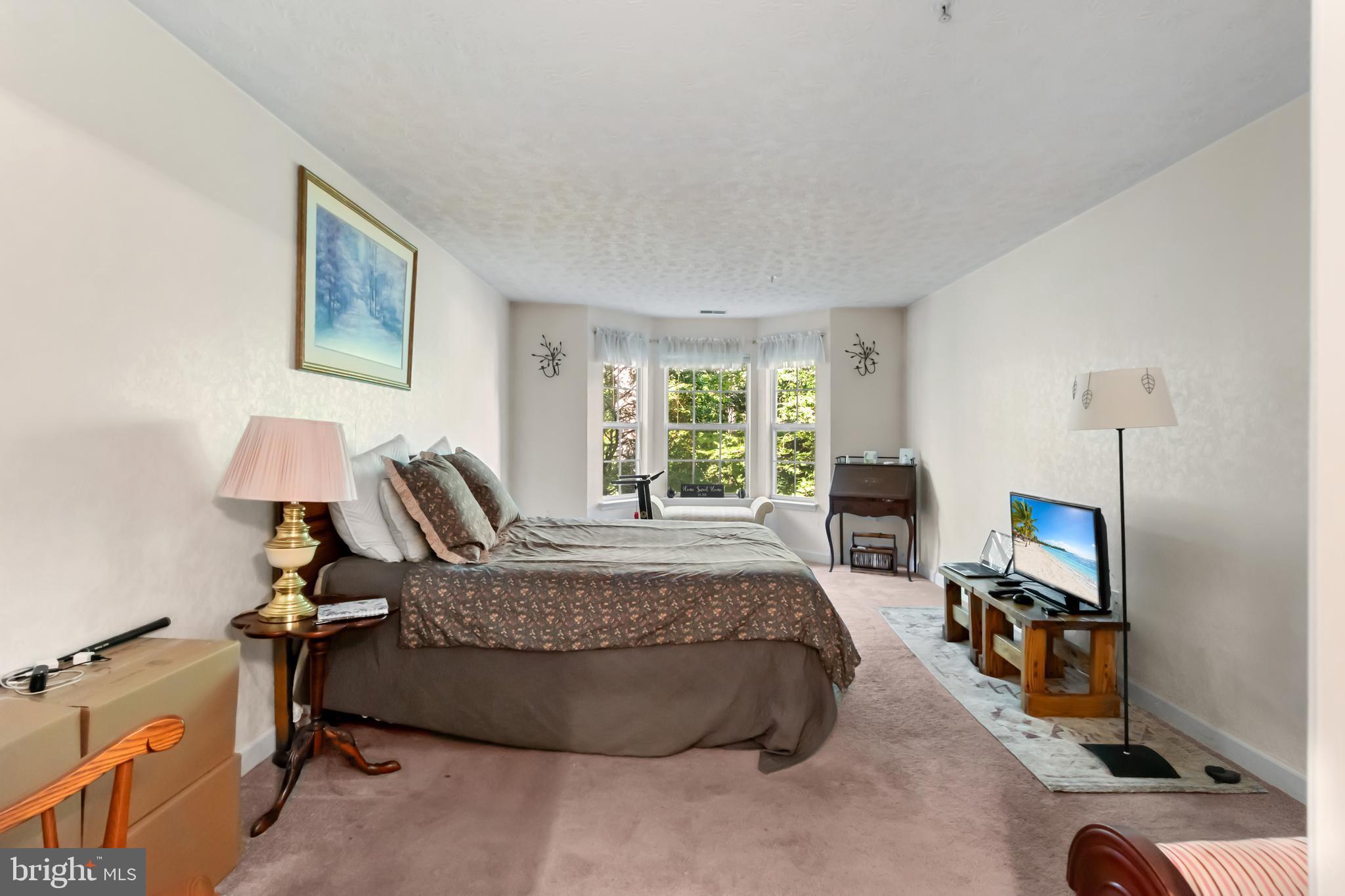 ADMIRAL REACH AT HARBOUR GATES - Residential