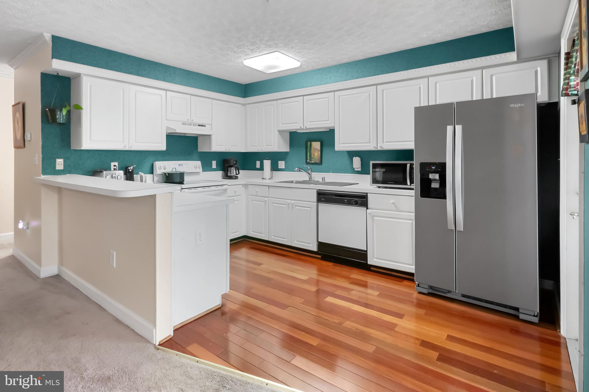 ADMIRAL REACH AT HARBOUR GATES - Residential