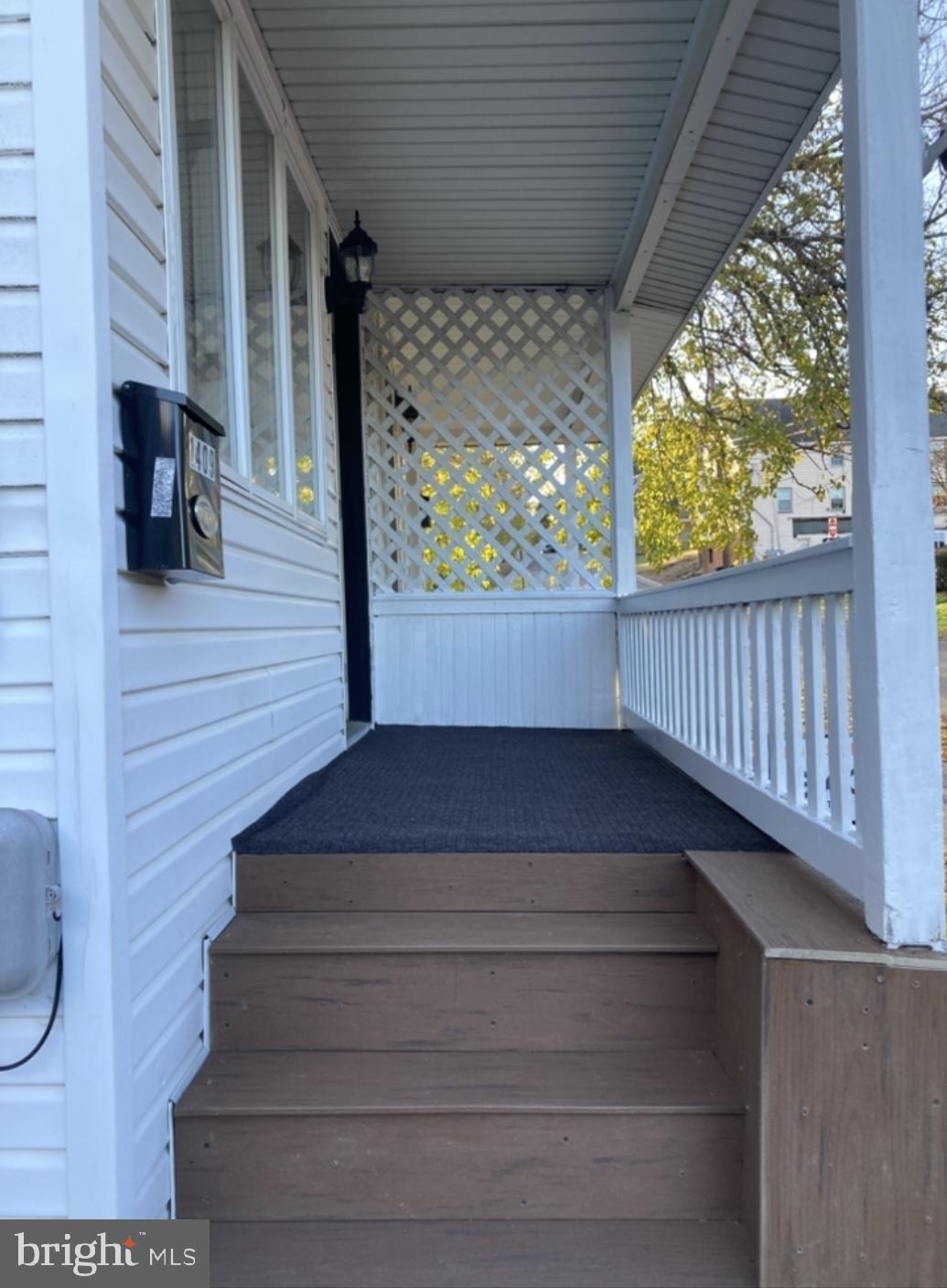 1409 E NORWEGIAN STREET