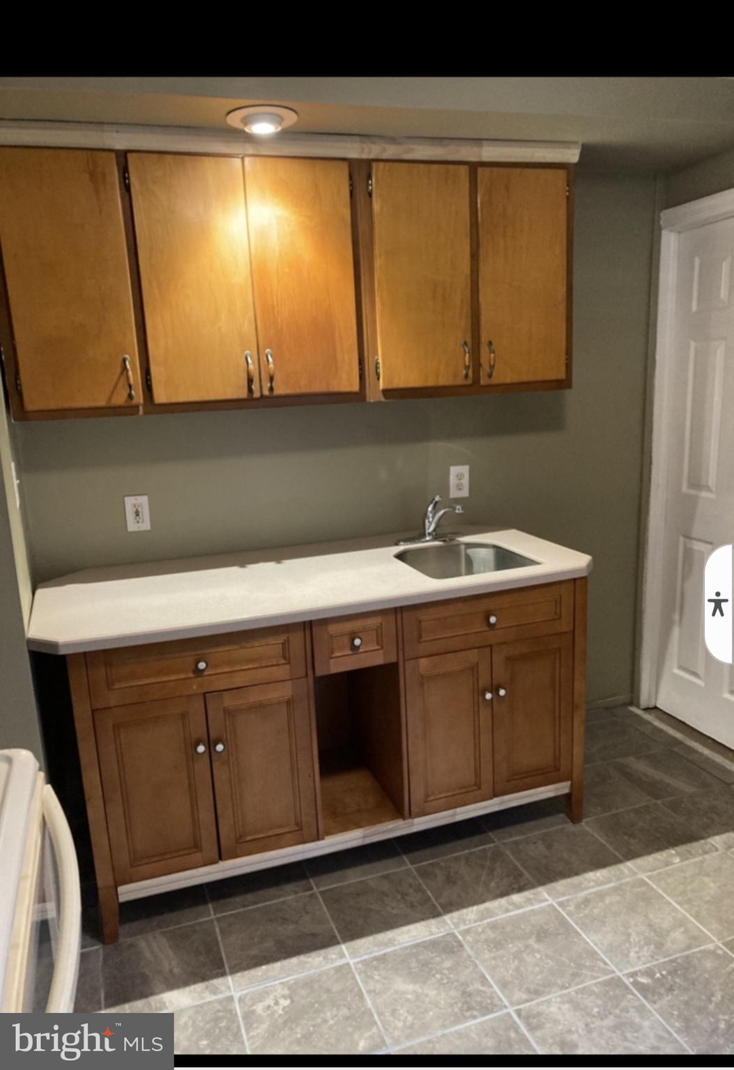 1409 E NORWEGIAN STREET