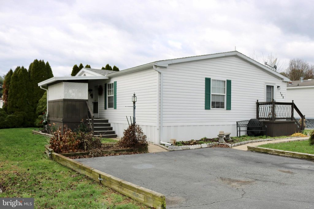 Photo of 105 JUNIPER CT, LANCASTER, PA 17603 (MLS # PALA2028336)