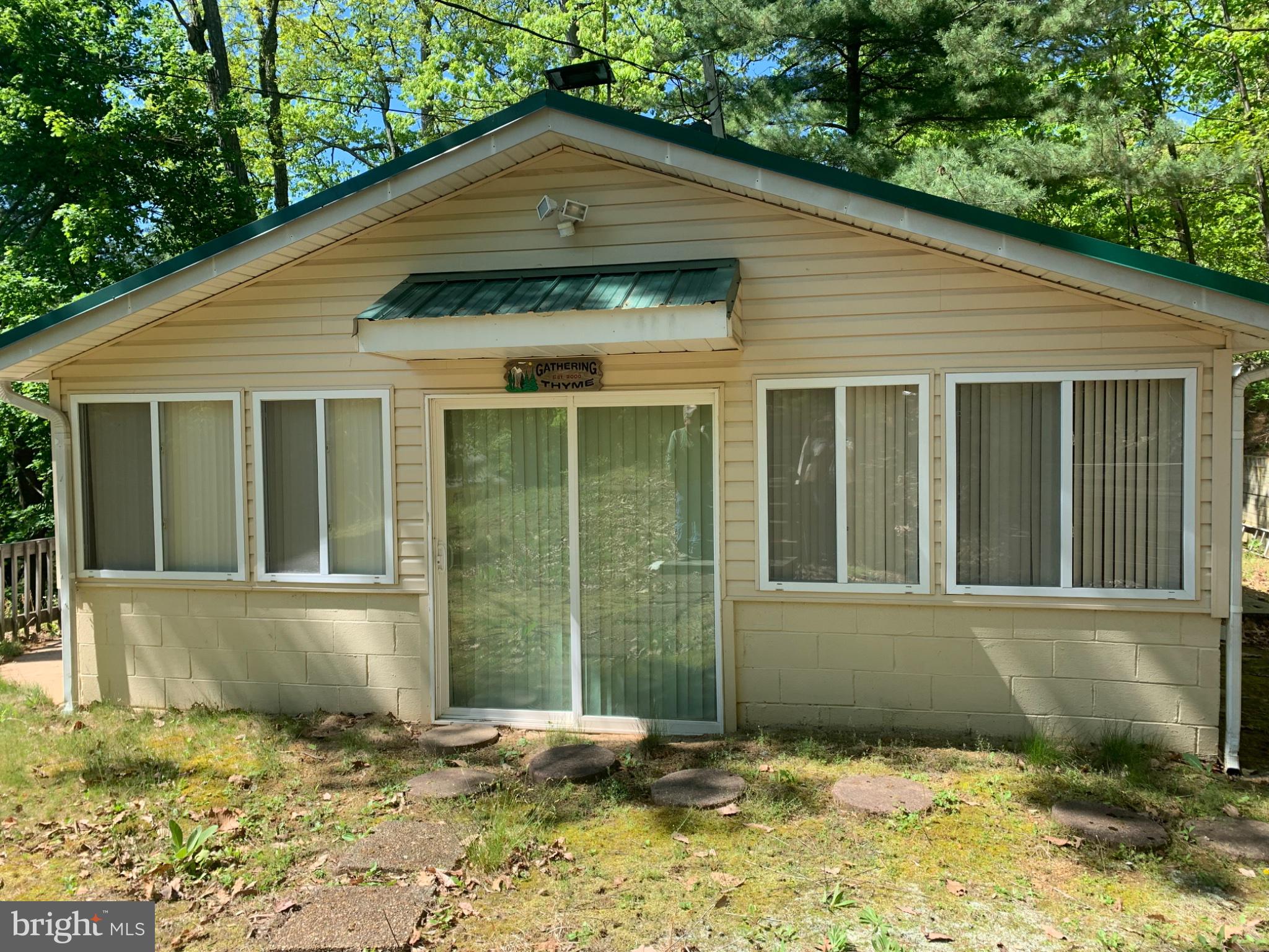 5547 FOX ROAD