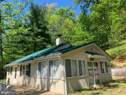 Homes For Sale - 5547 Fox Road<br/> FORT LOUDON, PA 17224