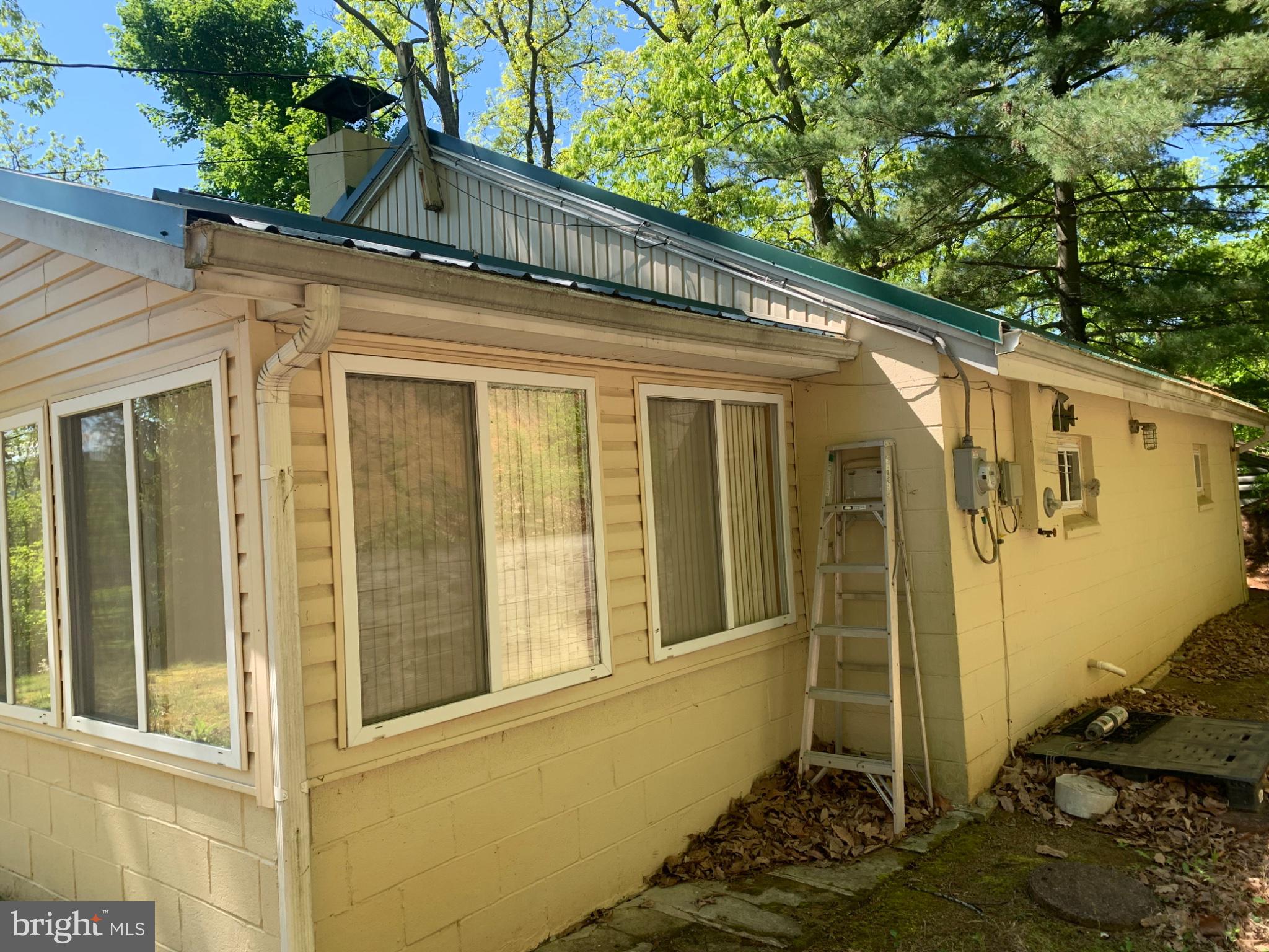 5547 FOX ROAD