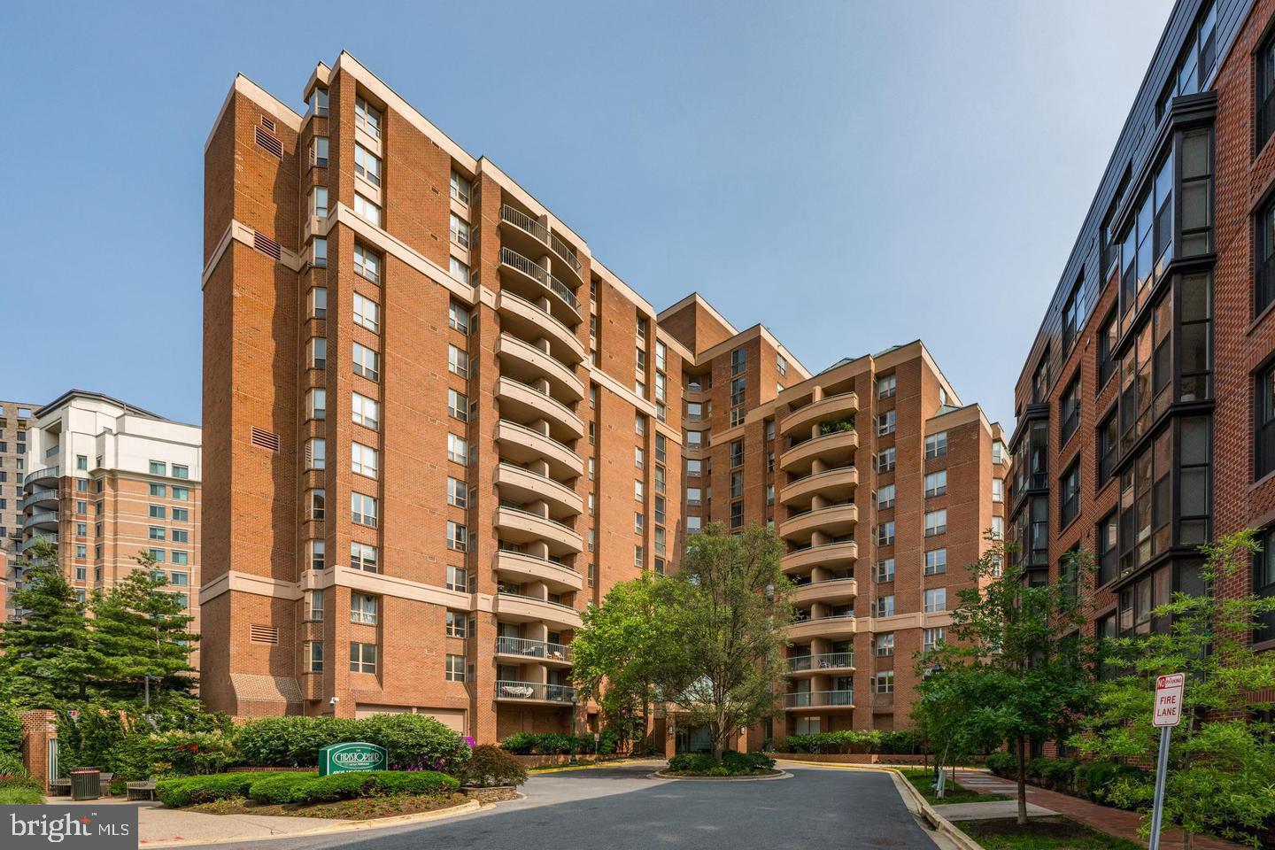 Renovated 1 bedroom/1 bathroom unit in downtown Bethesda is a must see! The kitchen has updated flooring, cabinets, backsplash, stainless steel appliances, and granite.  Bathroom has been completely updated to include marble vanity and detailed tiling.  Additional renovations include lighting, flooring and window treatments.  Unit has one assigned parking space and laundry in unit.  The Christopher has 24 hr security and front desk attendant, is steps from the Bethesda Metro, restaurants, shops, theaters and more!