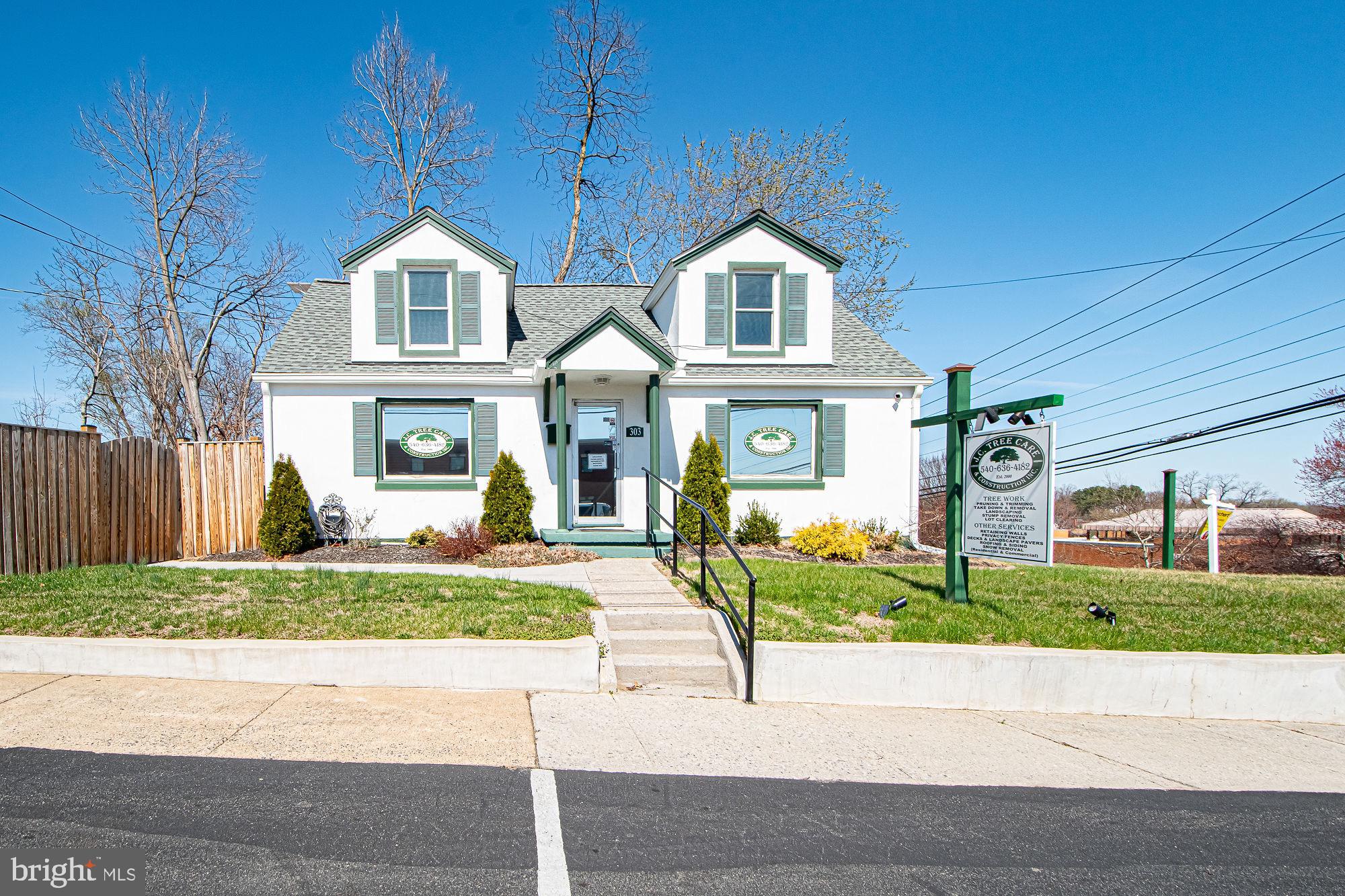 COLLEGE HEIGHTS - Residential