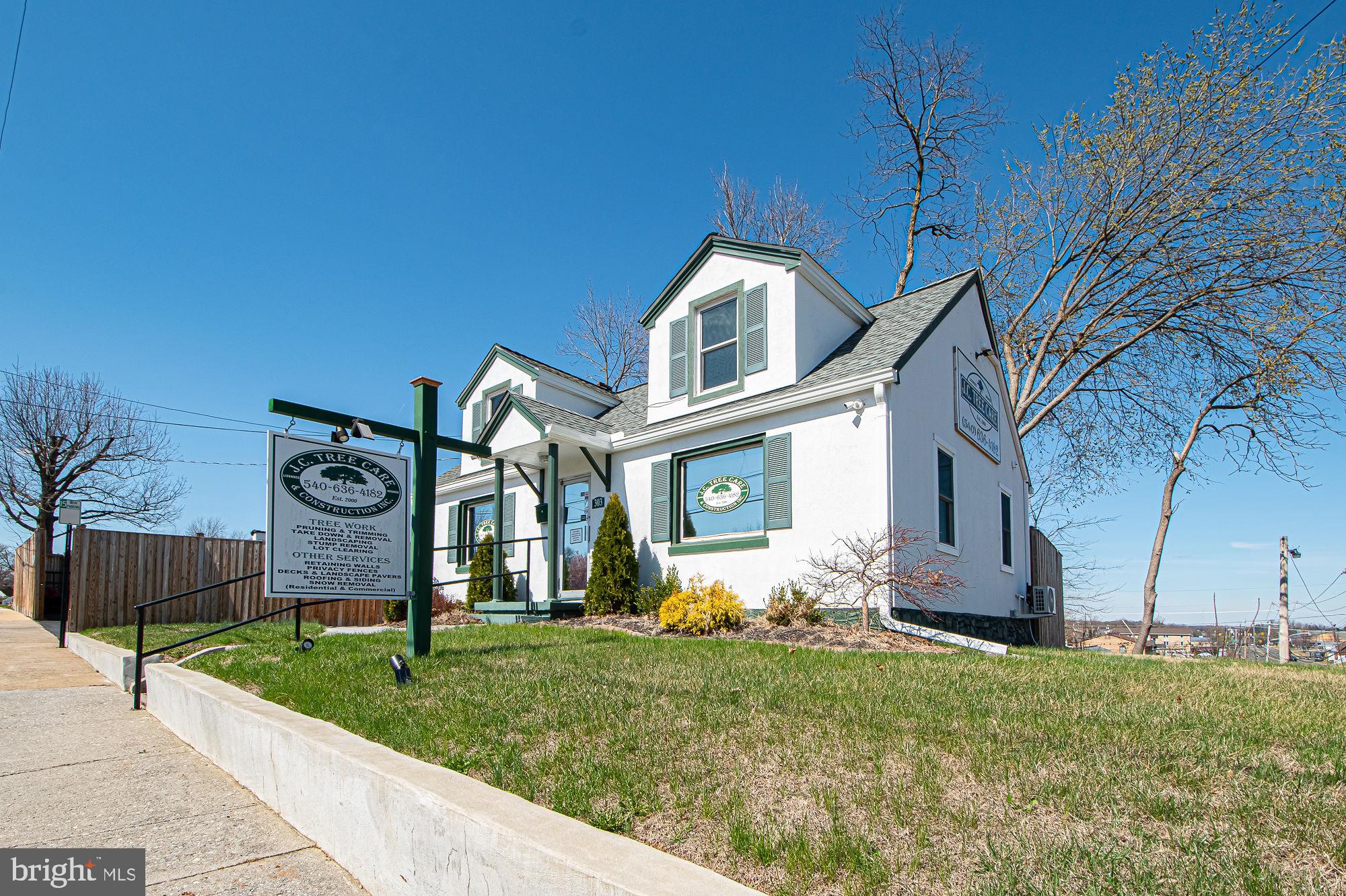 COLLEGE HEIGHTS - Residential