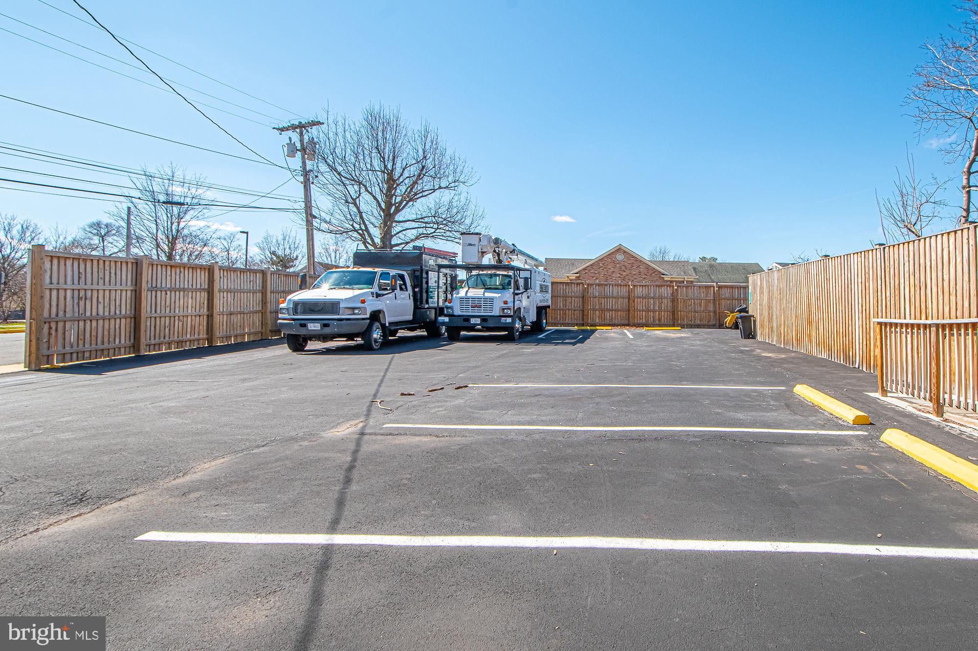 COLLEGE HEIGHTS - Residential