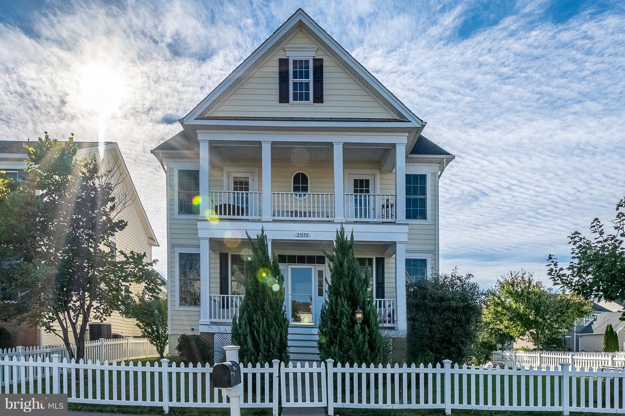 SOUTH RIDING - Residential