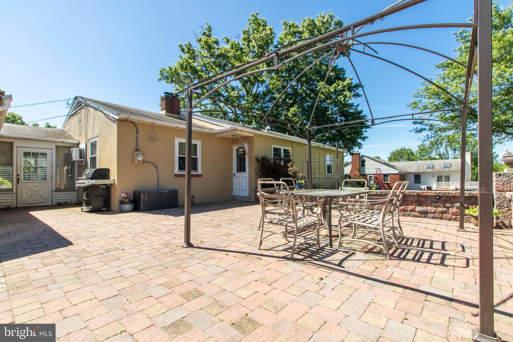 HUNTER VILLA - Residential