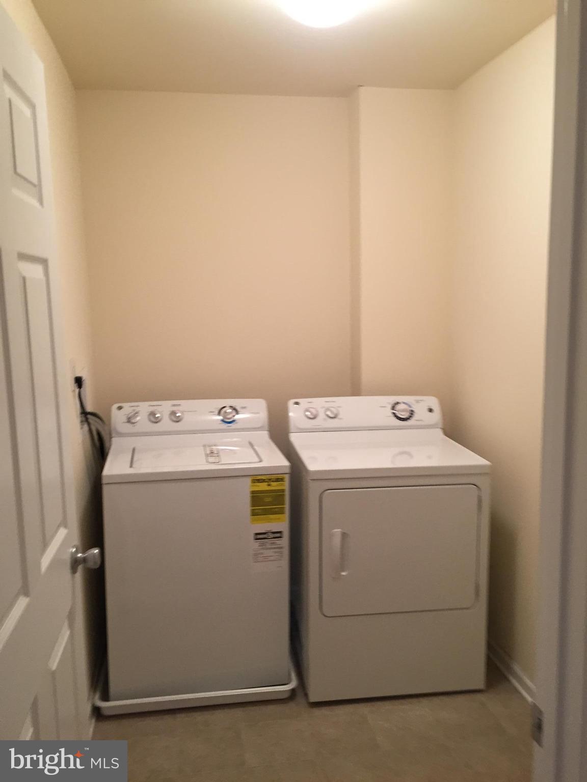 HICKORY HILLS CONDOMINIUMS - Residential Lease