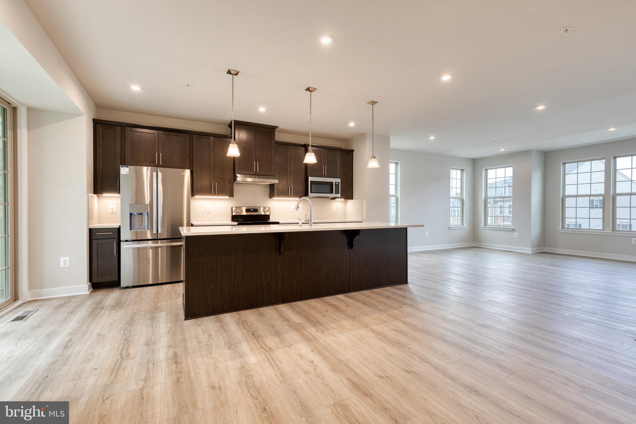 PARKSIDE - Residential Lease