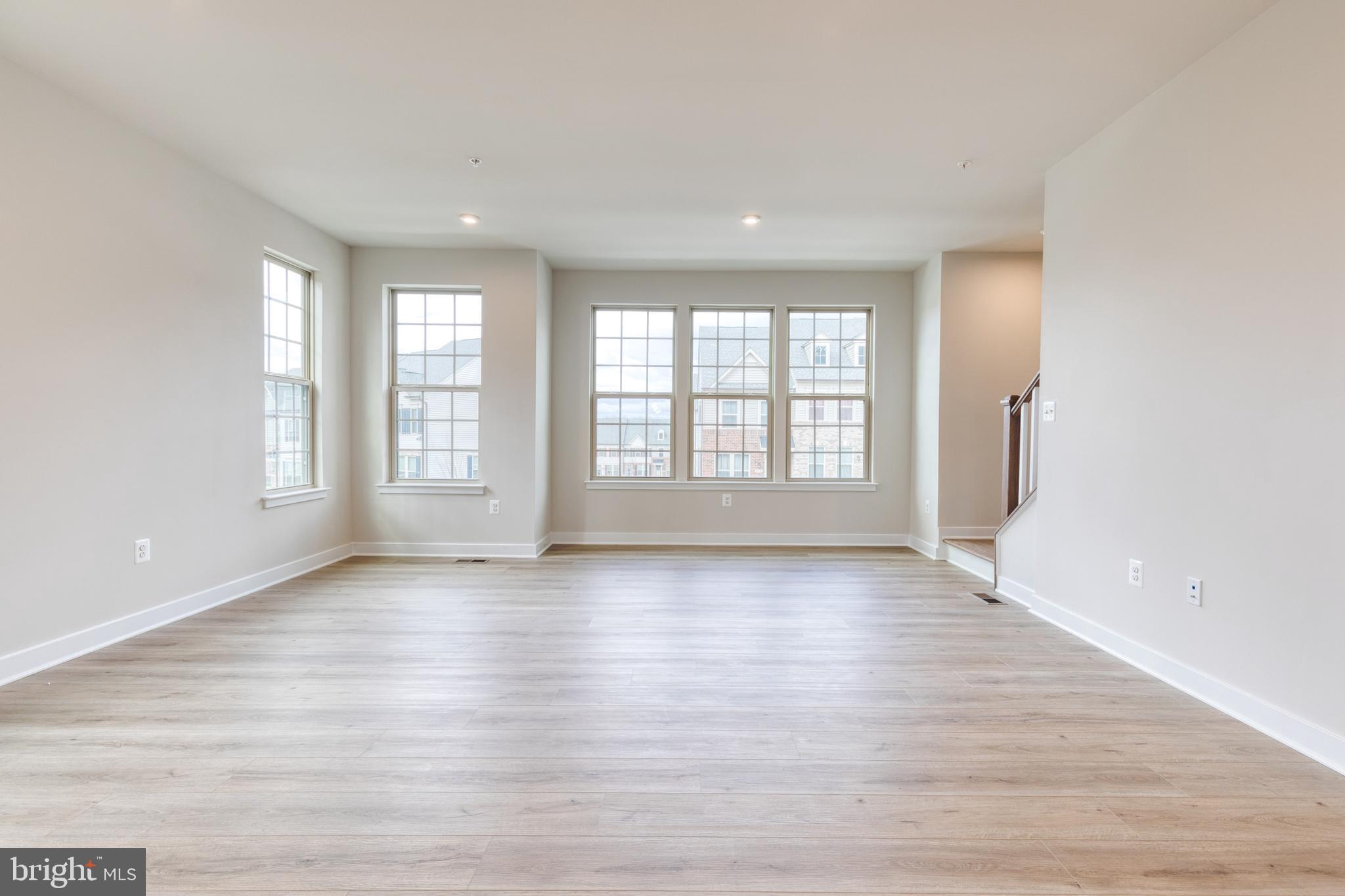 PARKSIDE - Residential Lease