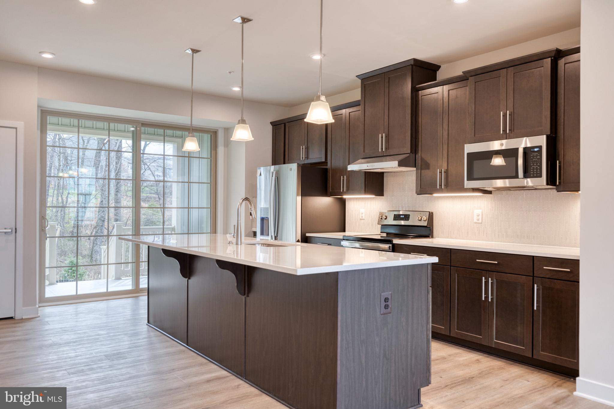 PARKSIDE - Residential Lease