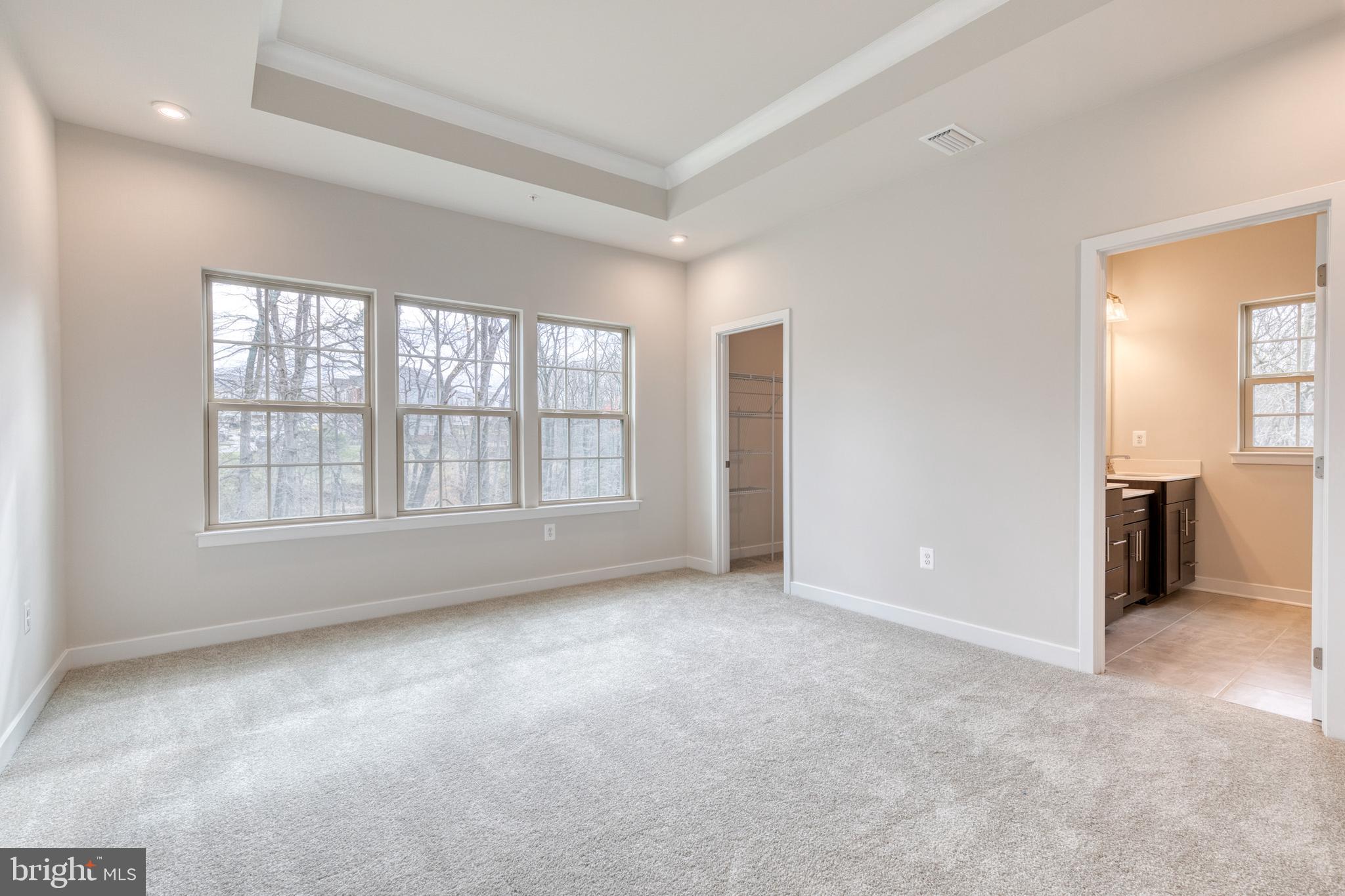 PARKSIDE - Residential Lease