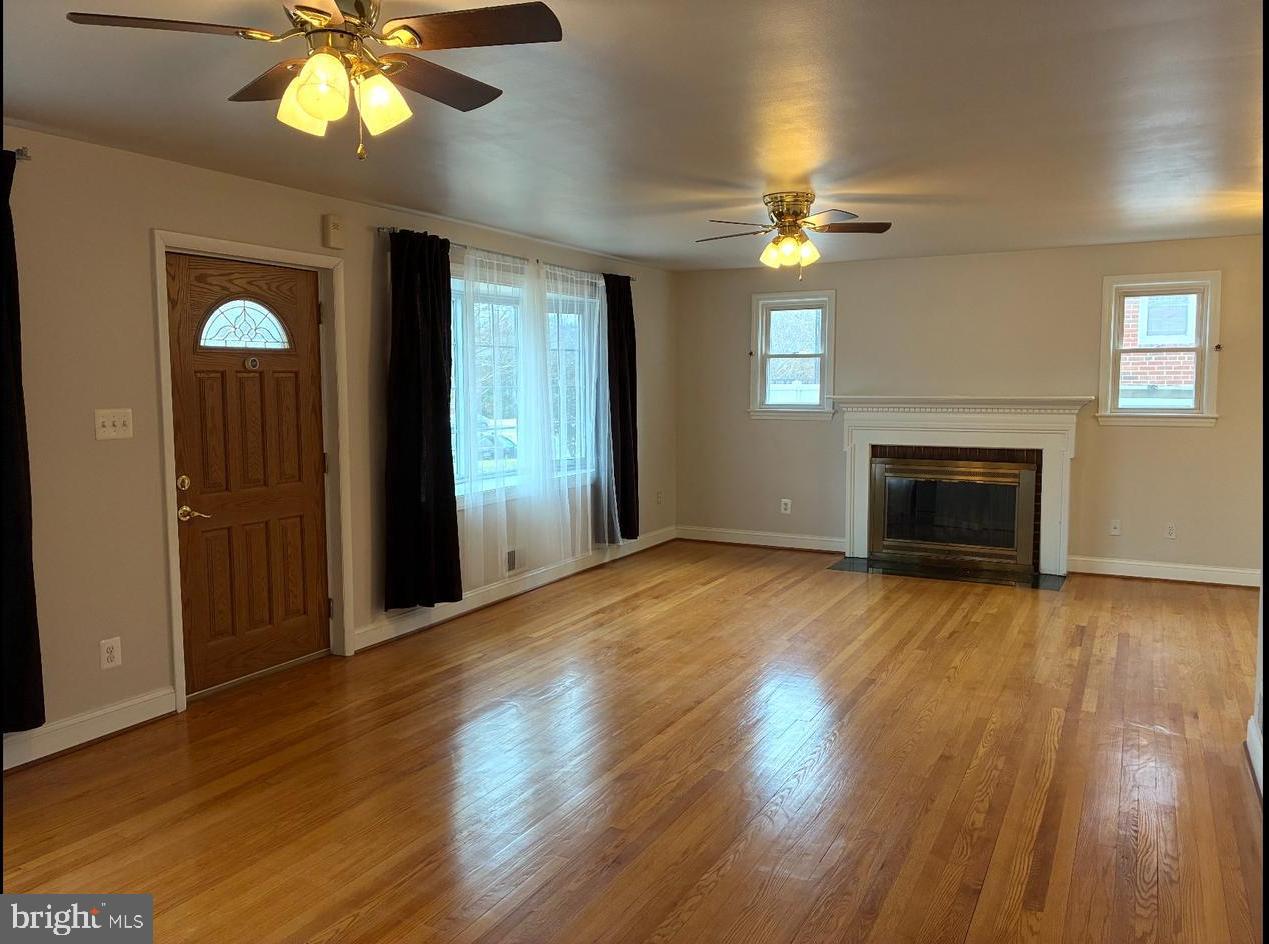 COLLEGE HEIGHTS - Residential Lease