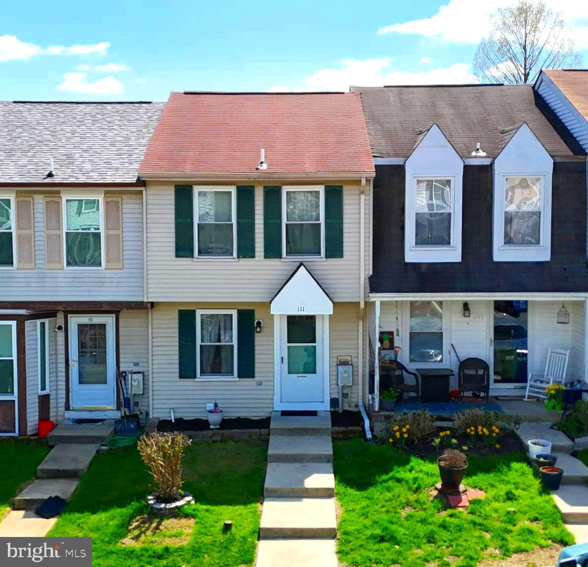 LAUREL VALLEY - Residential