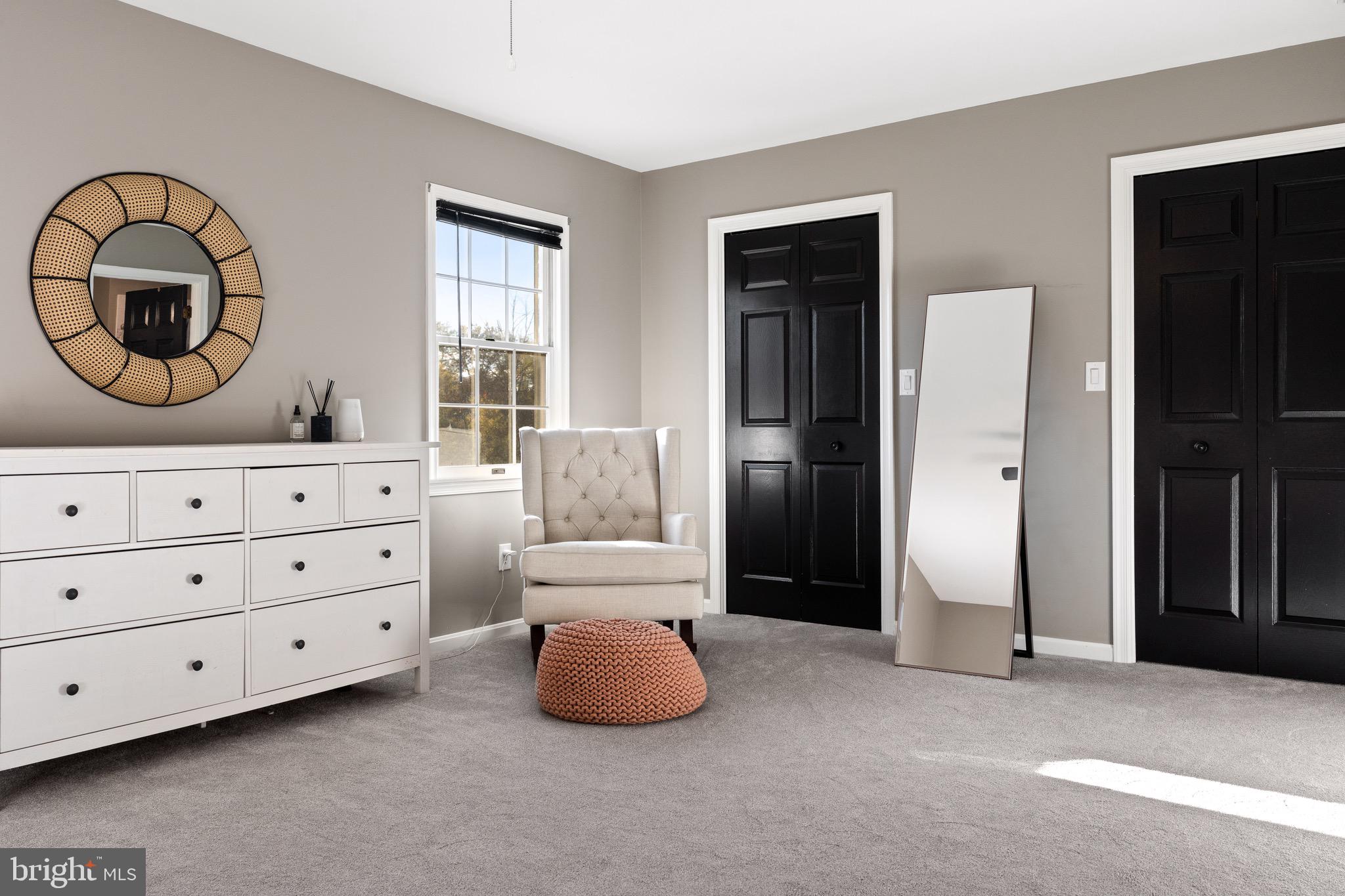 MEADOWBROOK - Residential