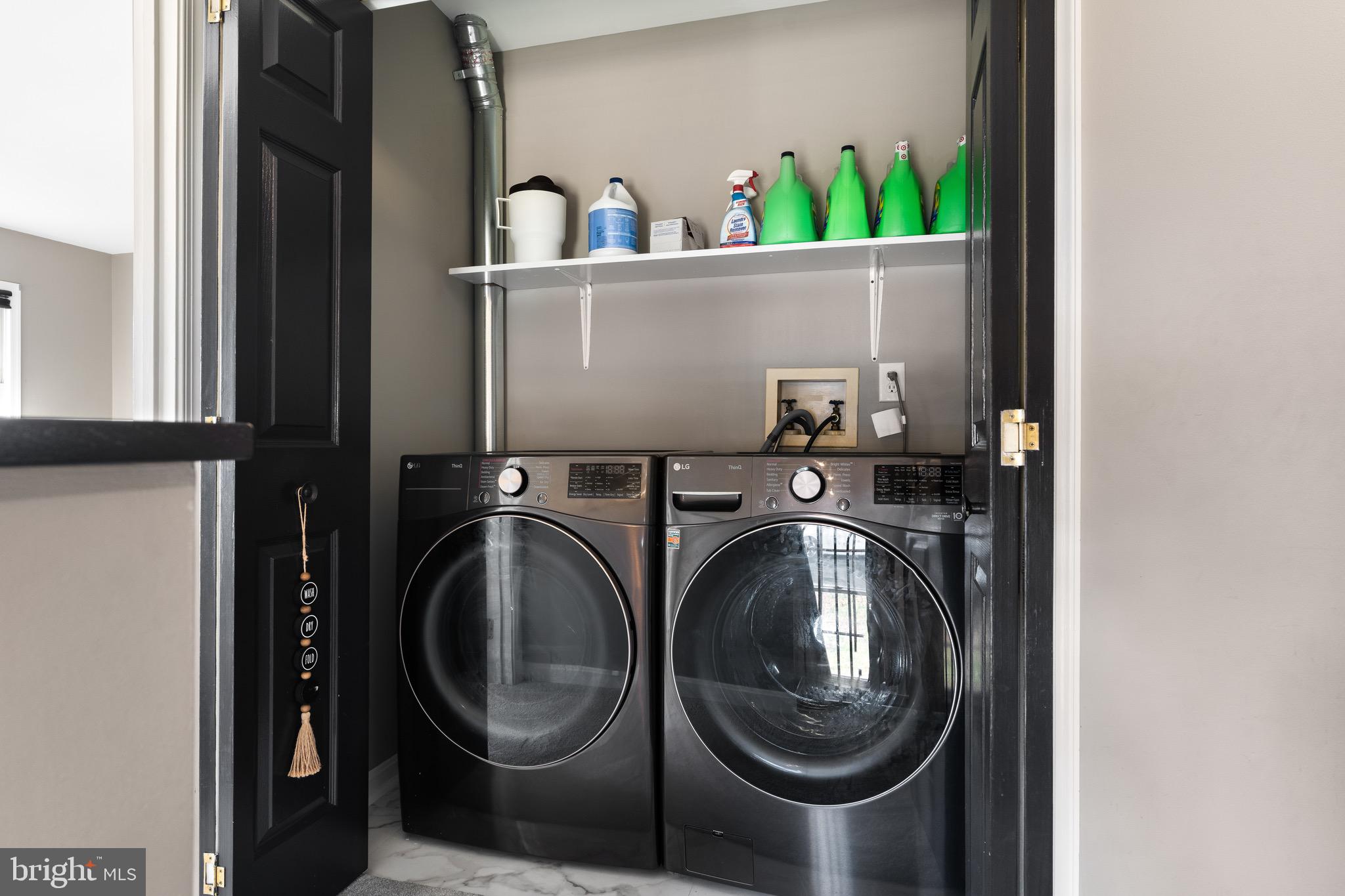 MEADOWBROOK - Residential