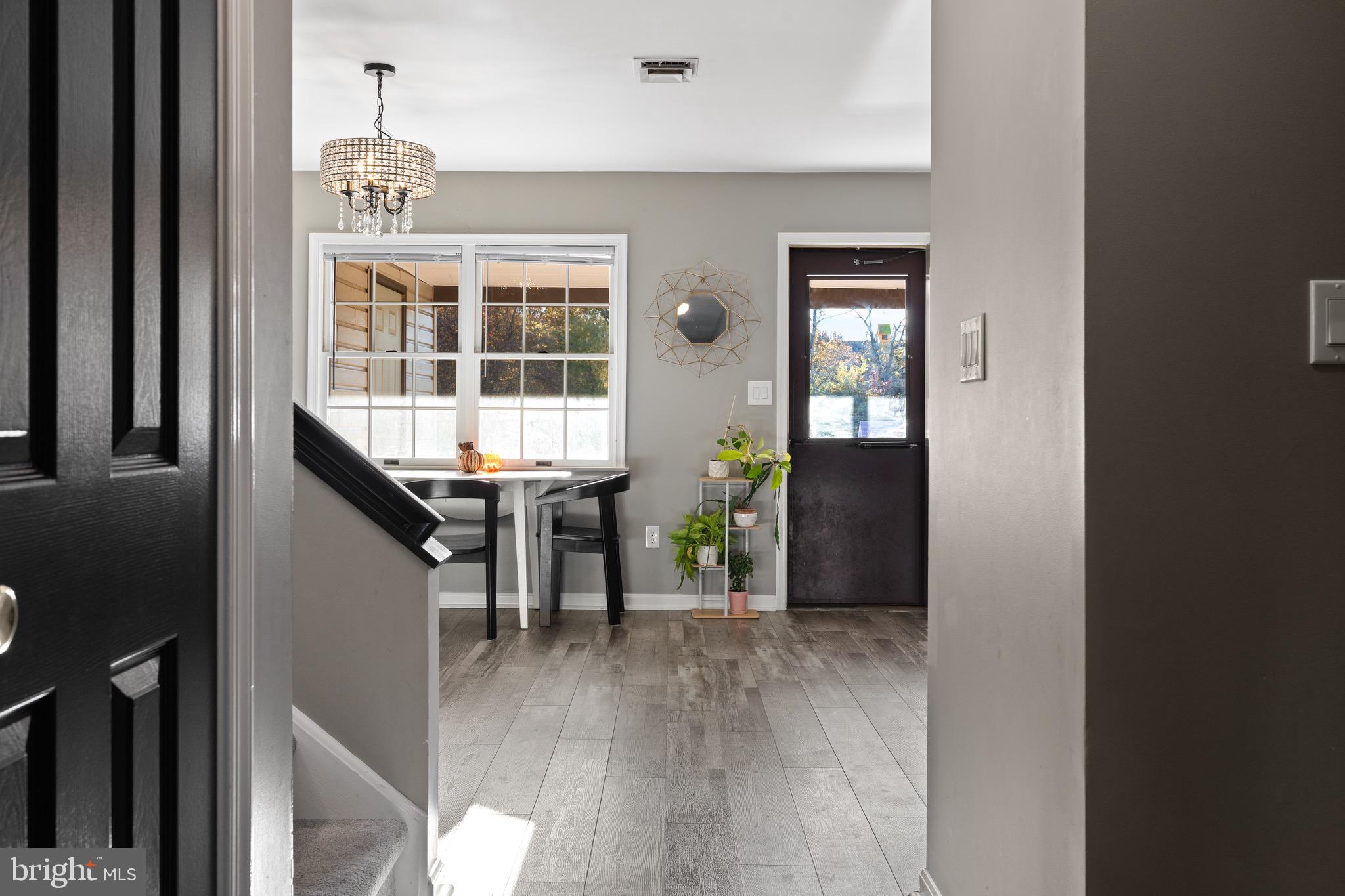 MEADOWBROOK - Residential