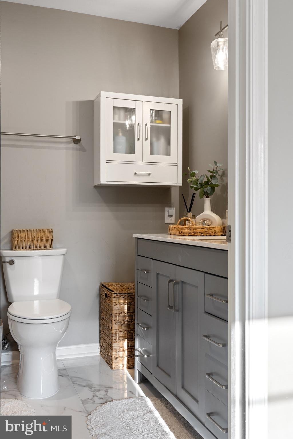 MEADOWBROOK - Residential