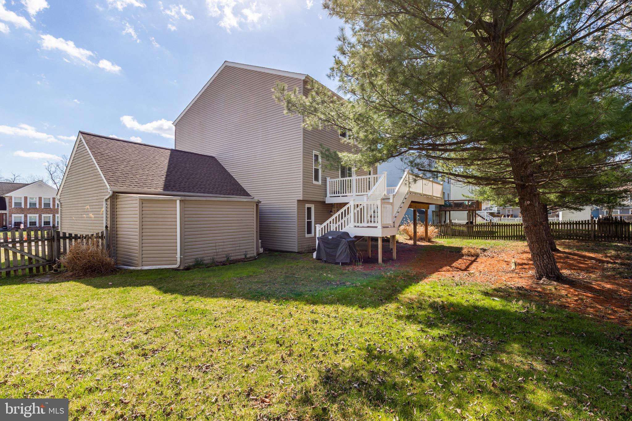 PINEDALE WOODS - Residential