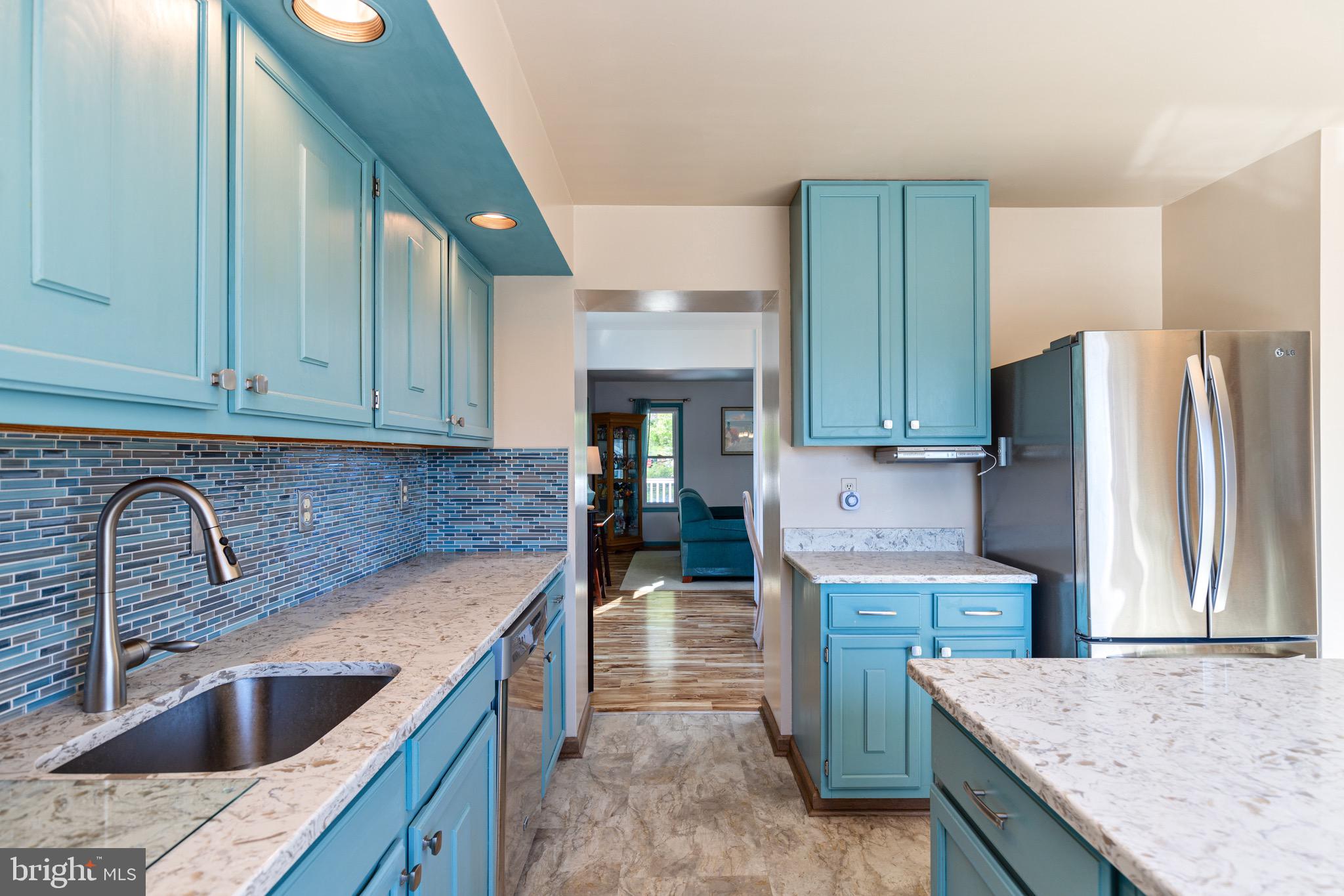 PINEDALE WOODS - Residential