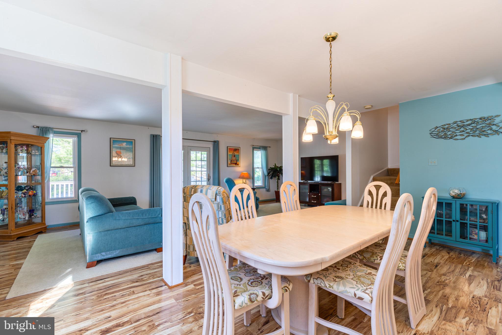 PINEDALE WOODS - Residential