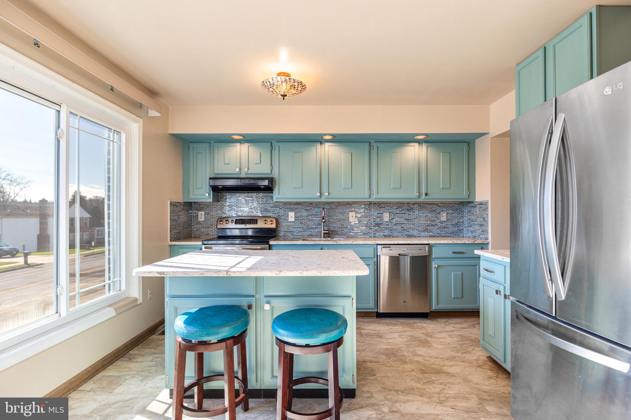 PINEDALE WOODS - Residential