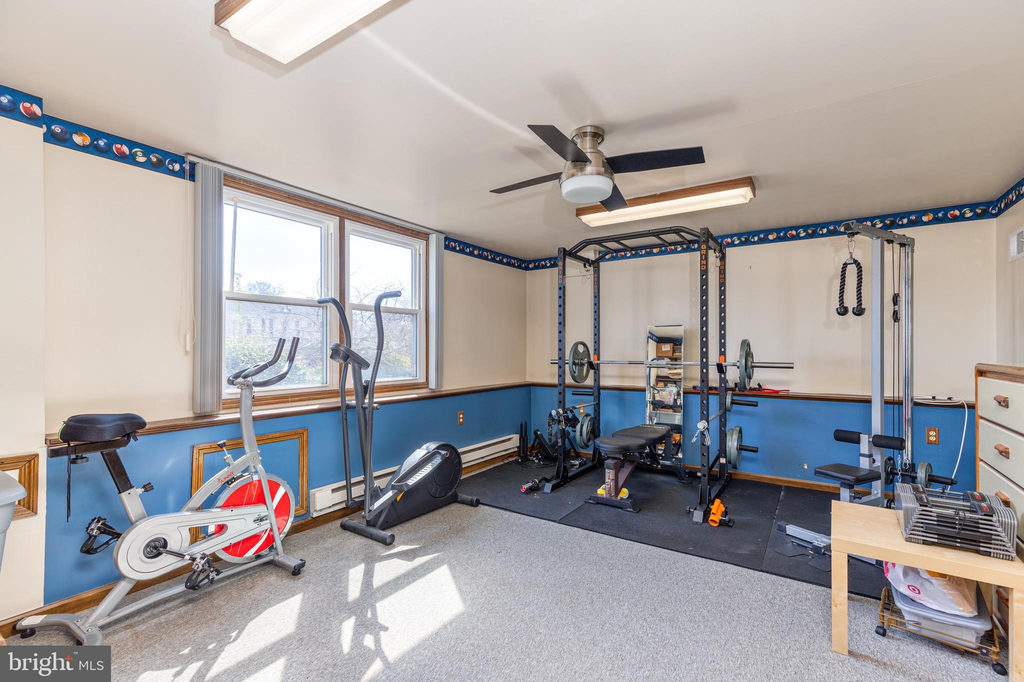 PINEDALE WOODS - Residential