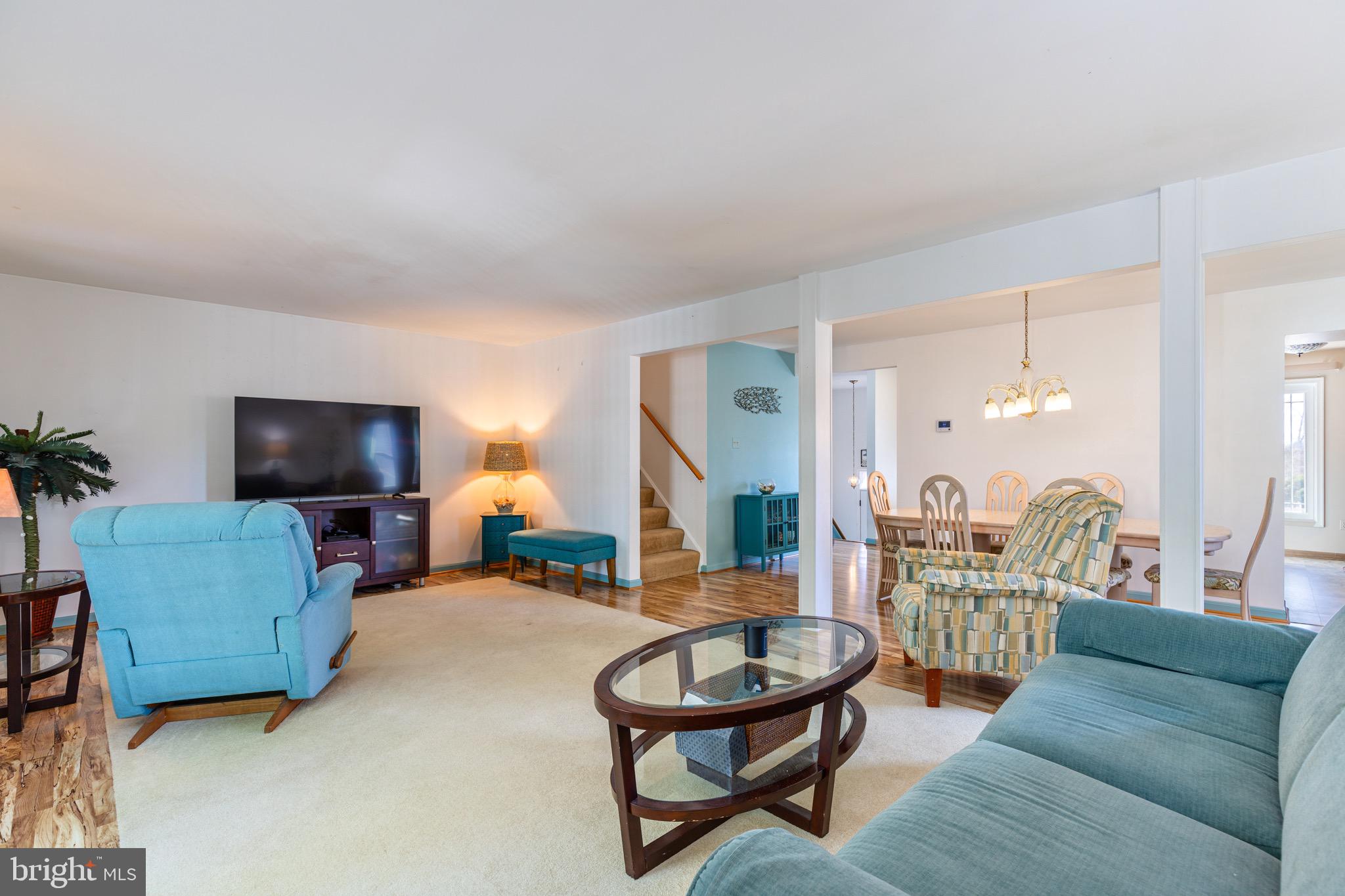 PINEDALE WOODS - Residential