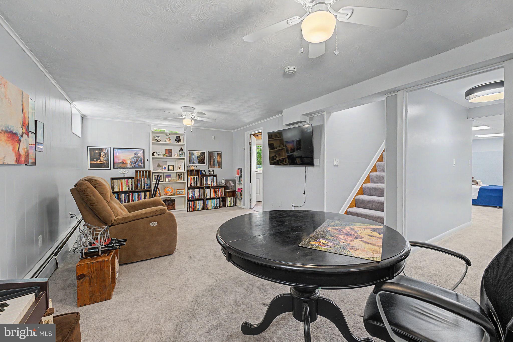 MAPLE RIDGE - Residential