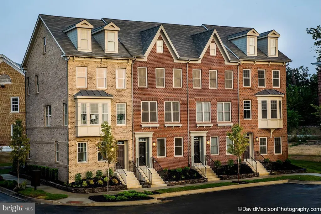 Totten Mews NE, Washington, DC 20017